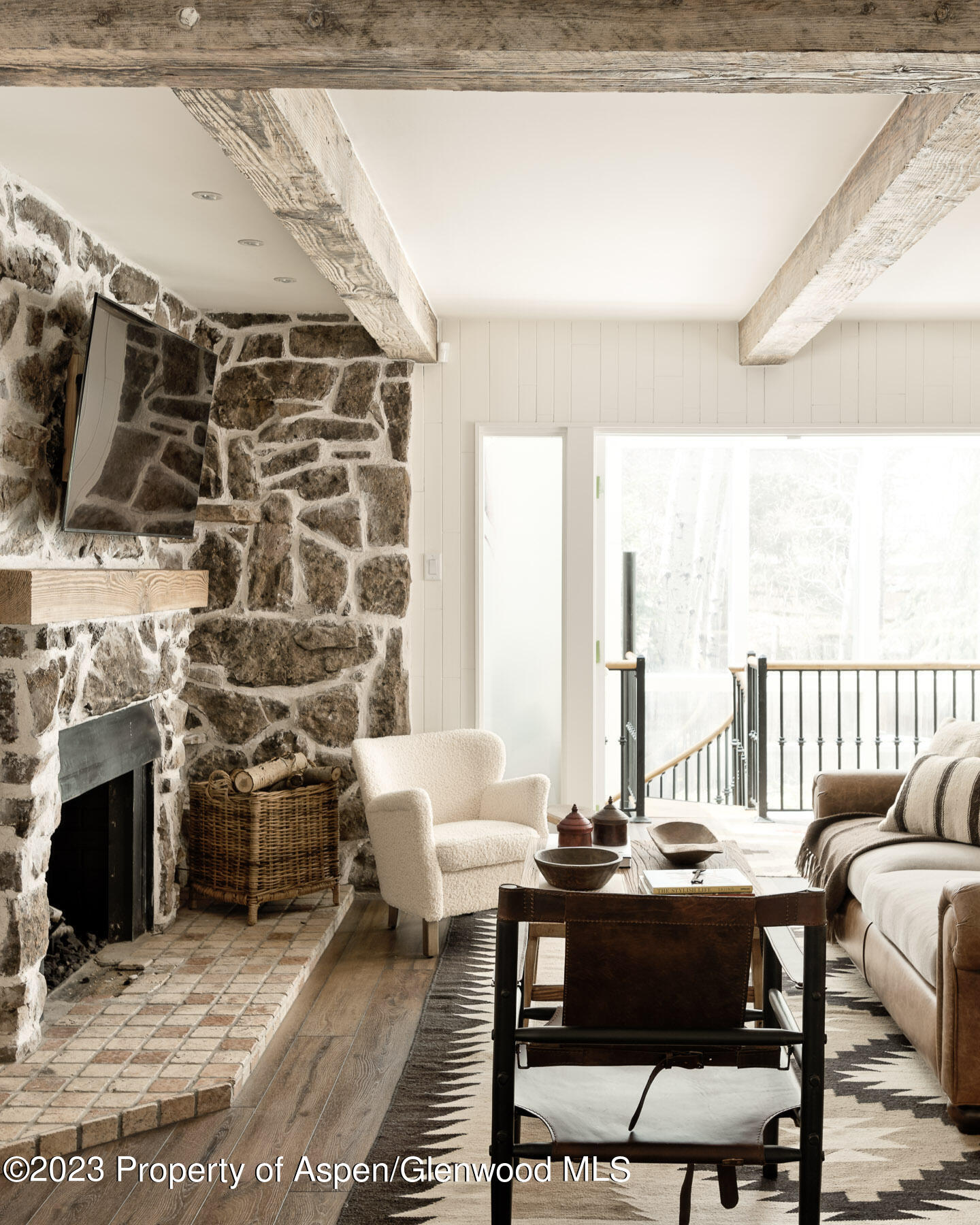 1470 Snowmass Creek Road Property Photo 12