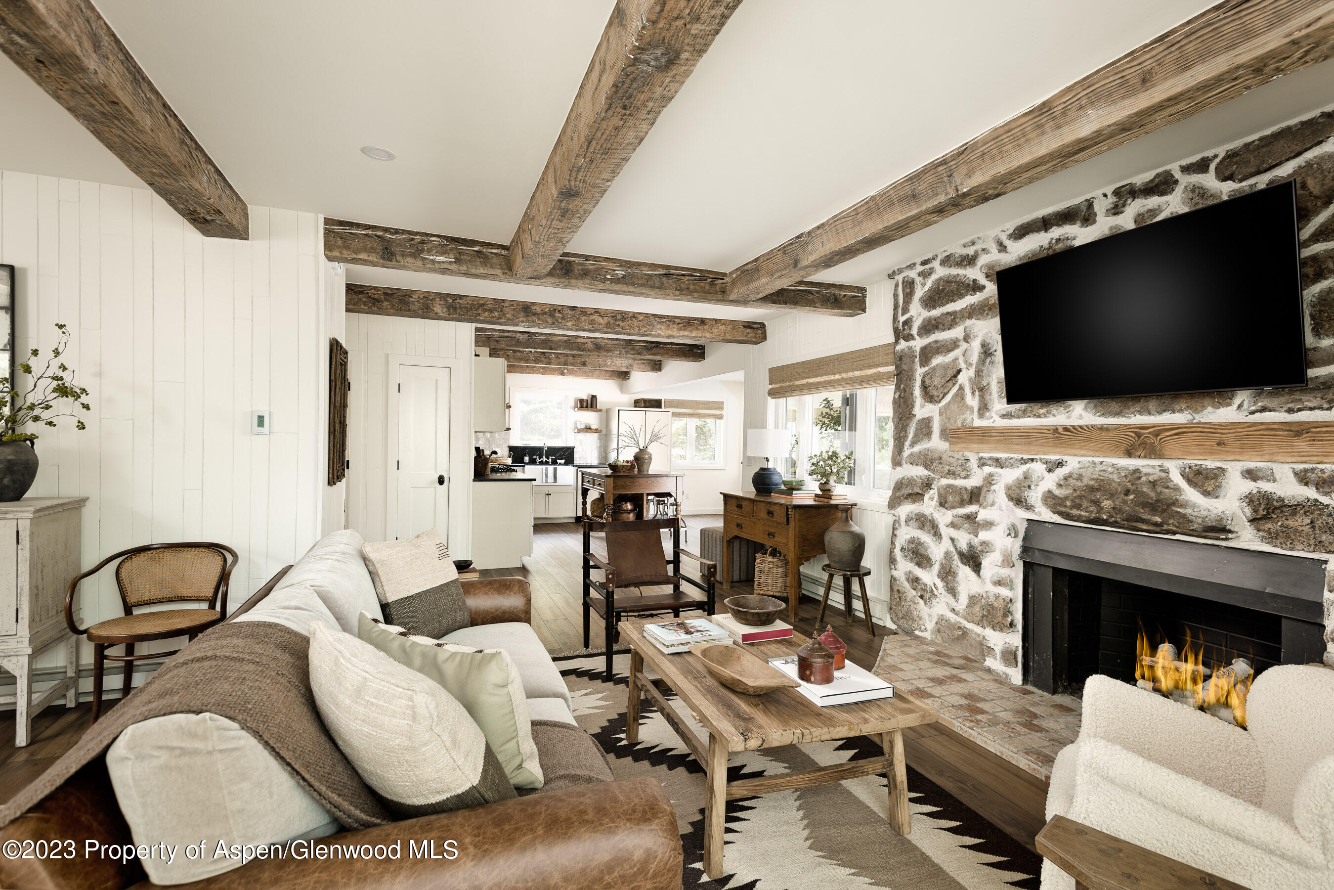 1470 Snowmass Creek Road Property Photo 15