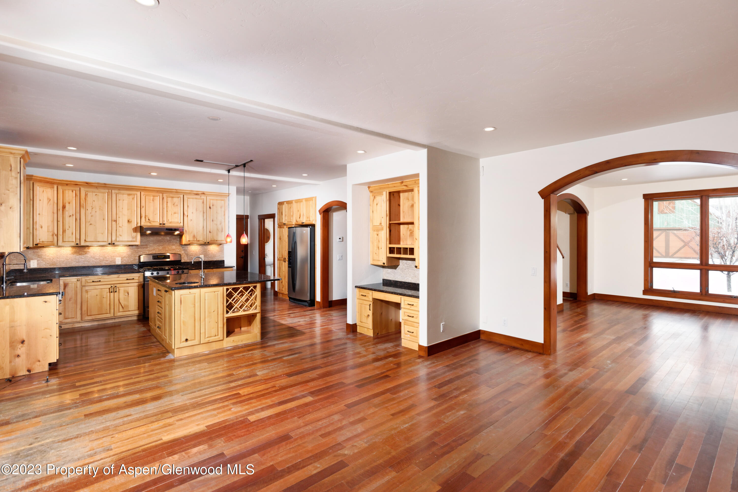 210 Juniper Court Property Photo 8