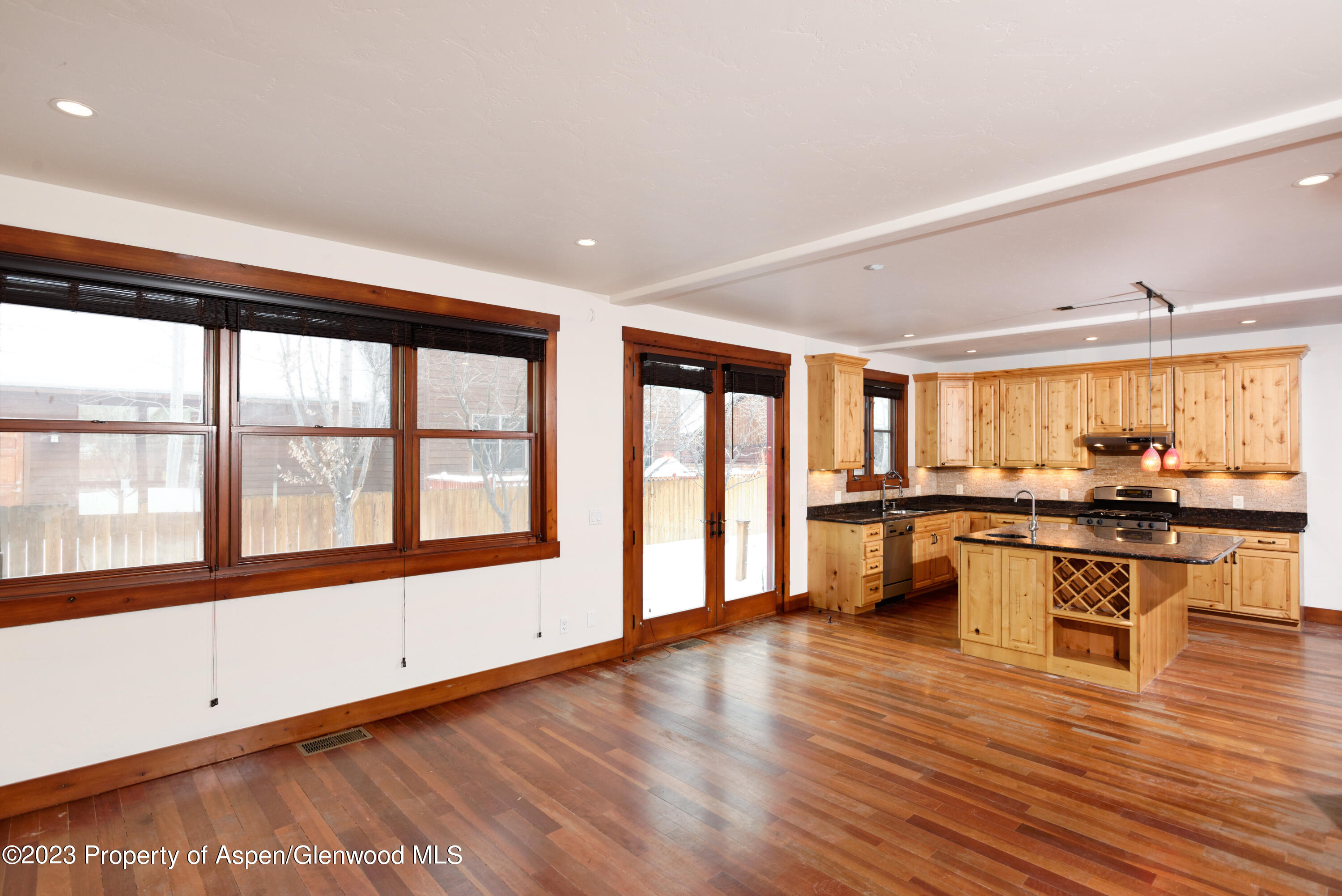 210 Juniper Court Property Photo 9