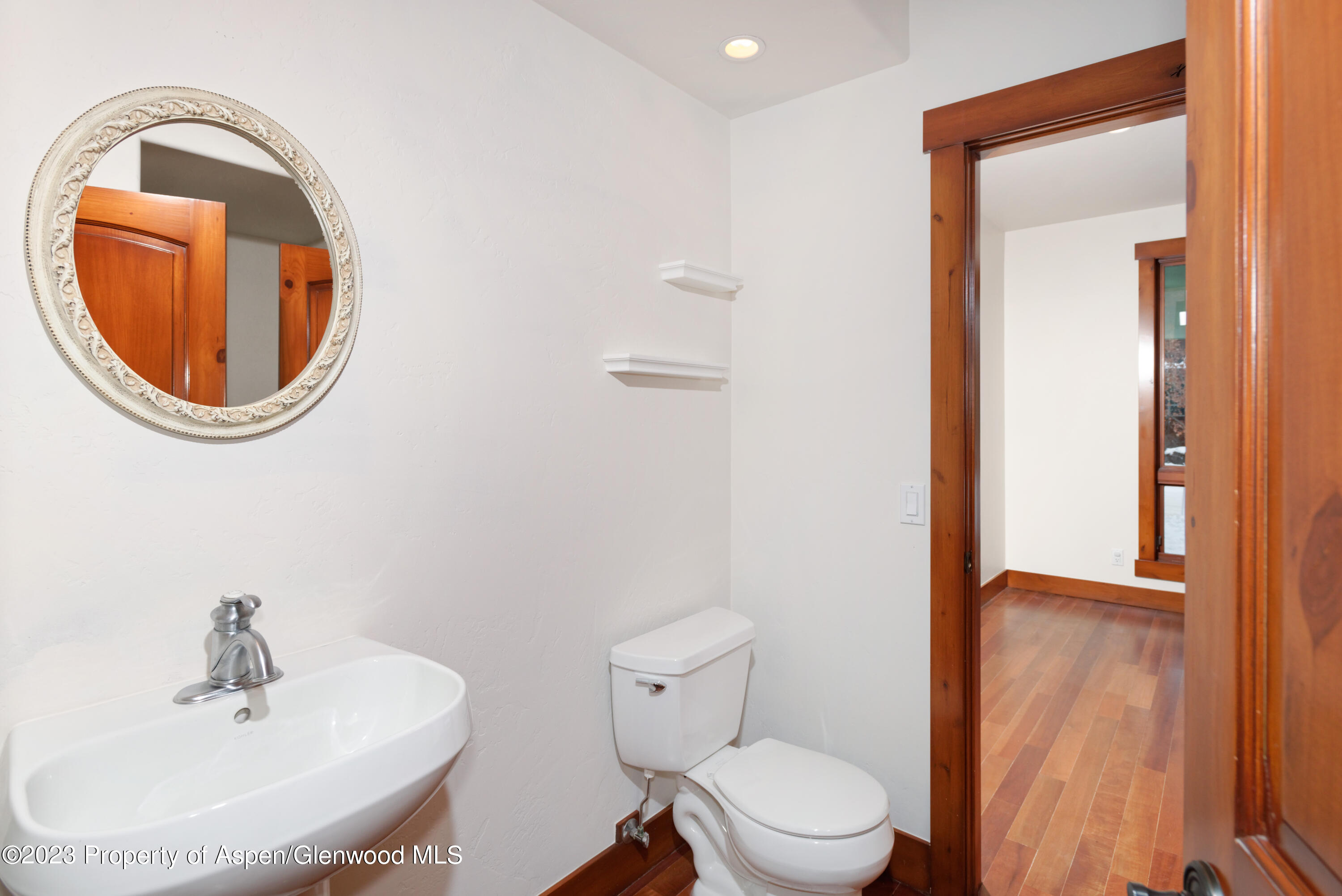 210 Juniper Court Property Photo 10