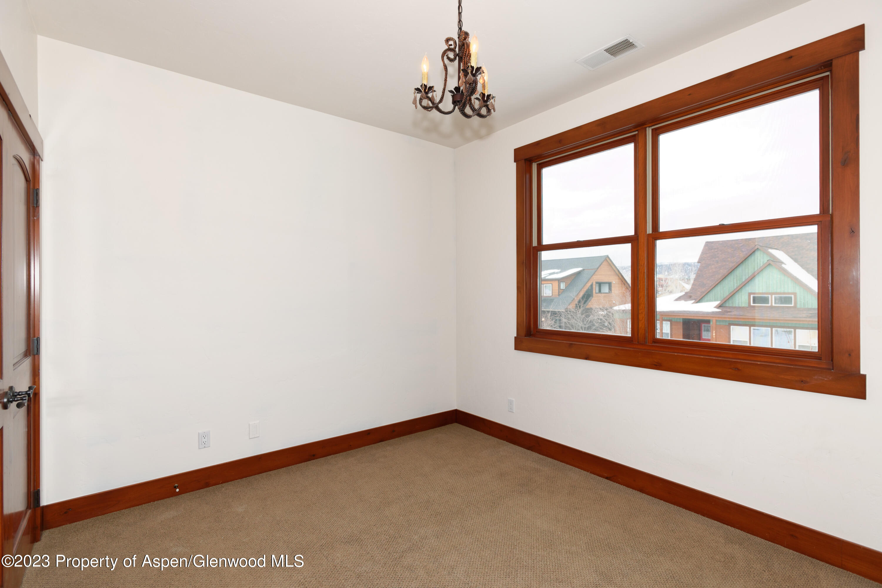 210 Juniper Court Property Photo 13