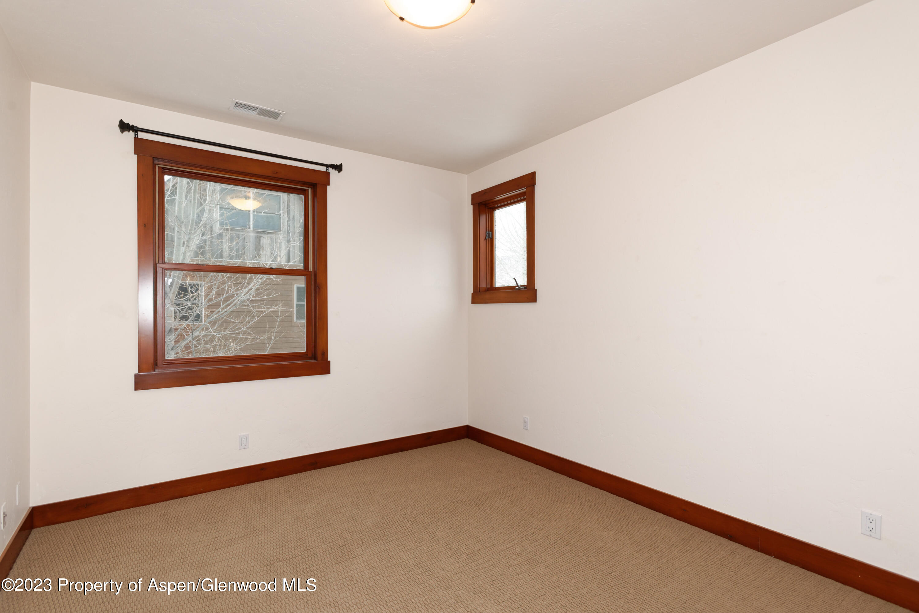 210 Juniper Court Property Photo 14