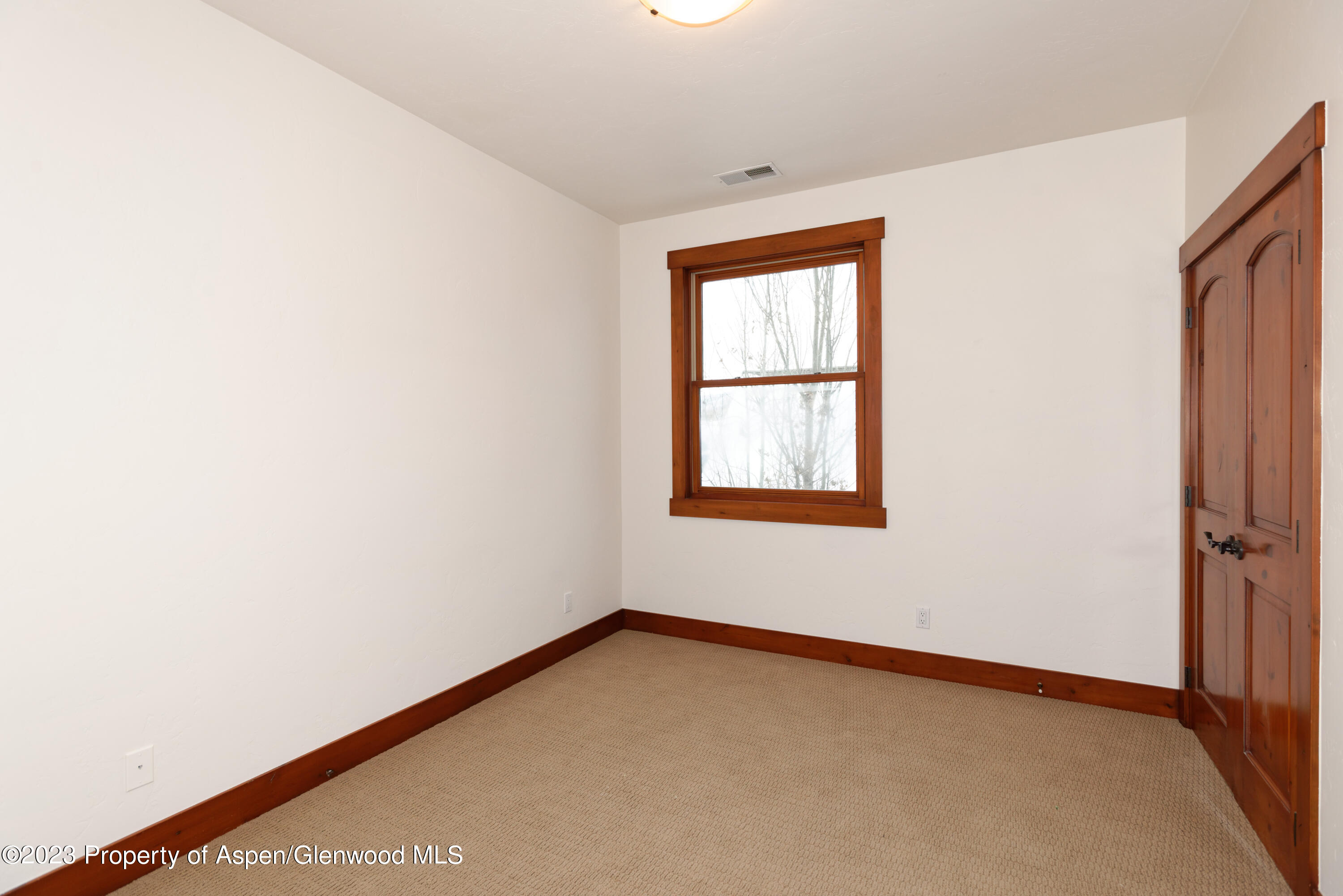210 Juniper Court Property Photo 15