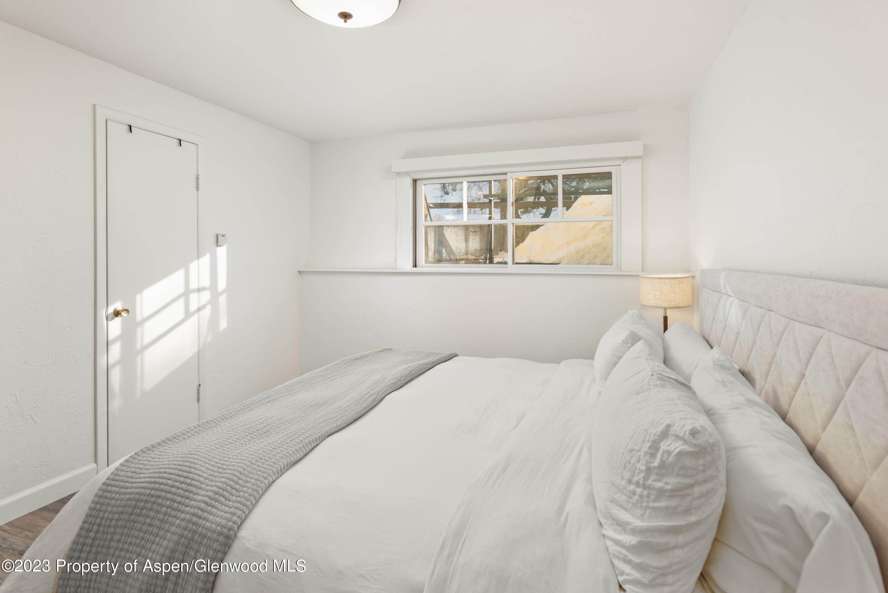 424 Park Circle Unit B Property Photo 7