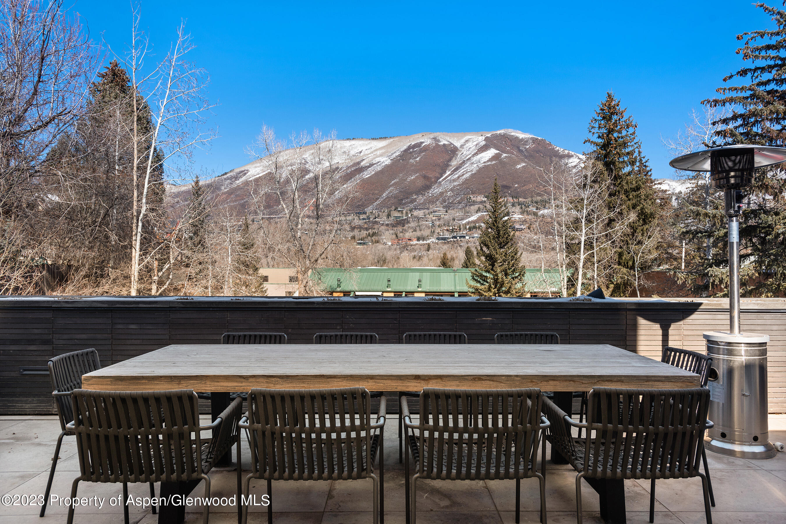 322 E Bleeker Street Property Photo 28