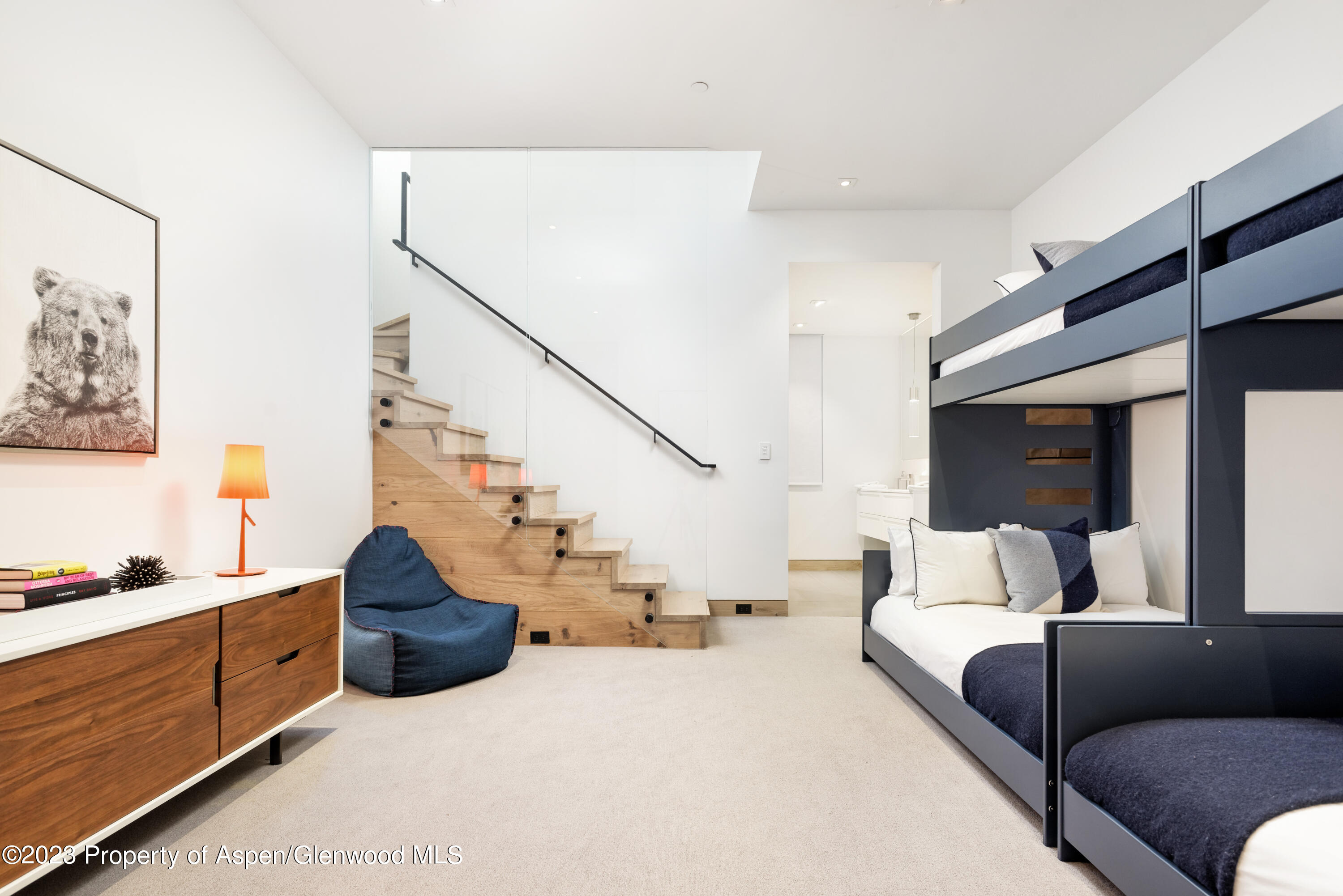322-324 E Bleeker Street Property Photo 51