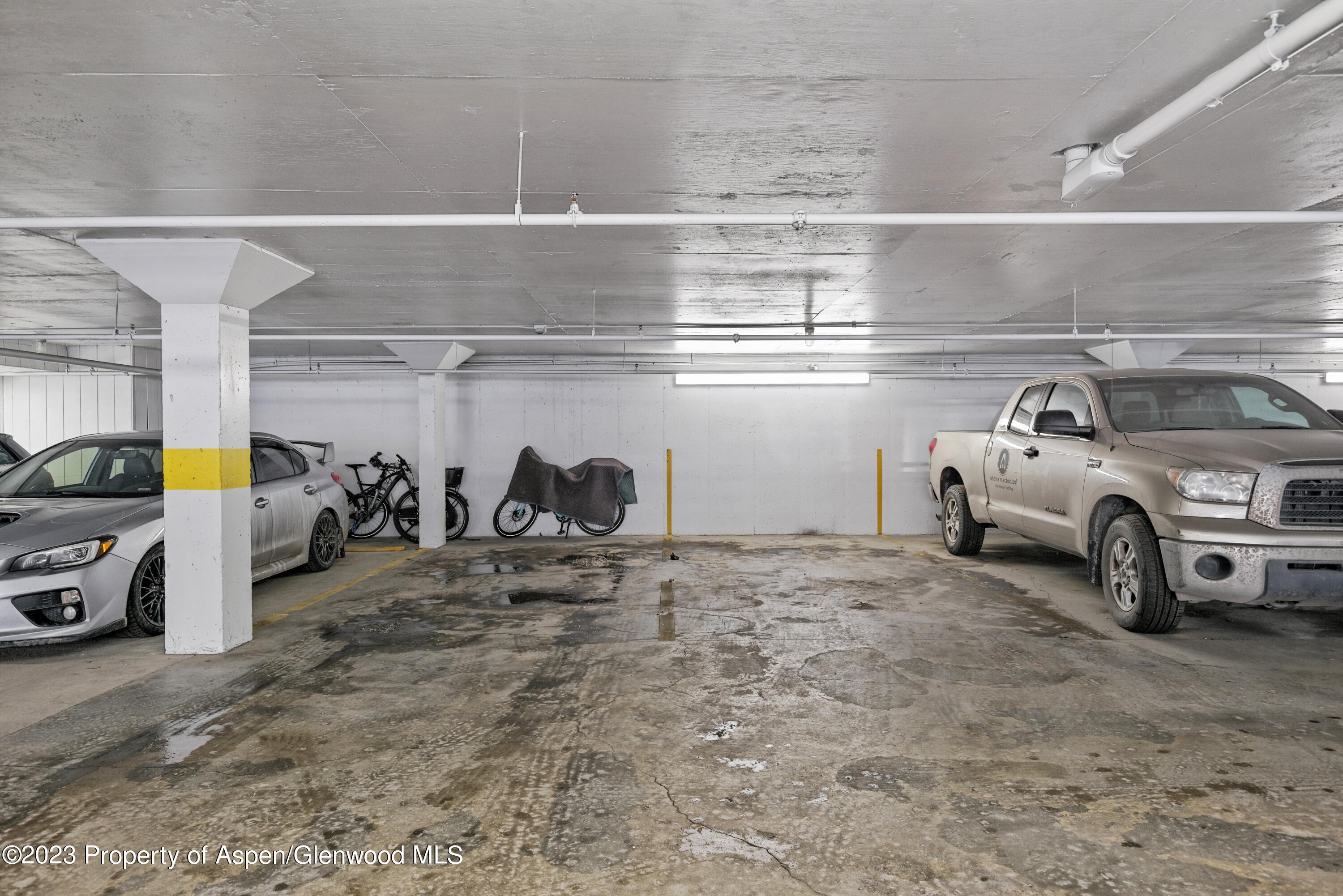 600 E Main Street, #310 Property Photo 16