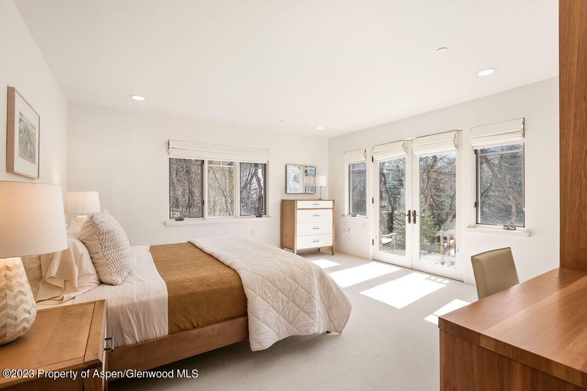 75 Glen Eagle Drive Property Photo 25