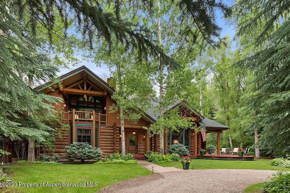 730 Bay Street Property Photo 3