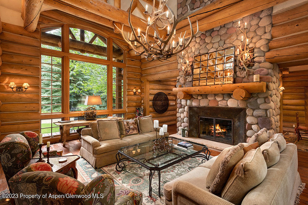 730 Bay Street Property Photo 10