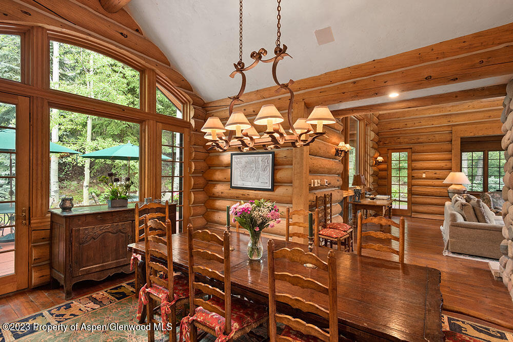 730 Bay Street Property Photo 11