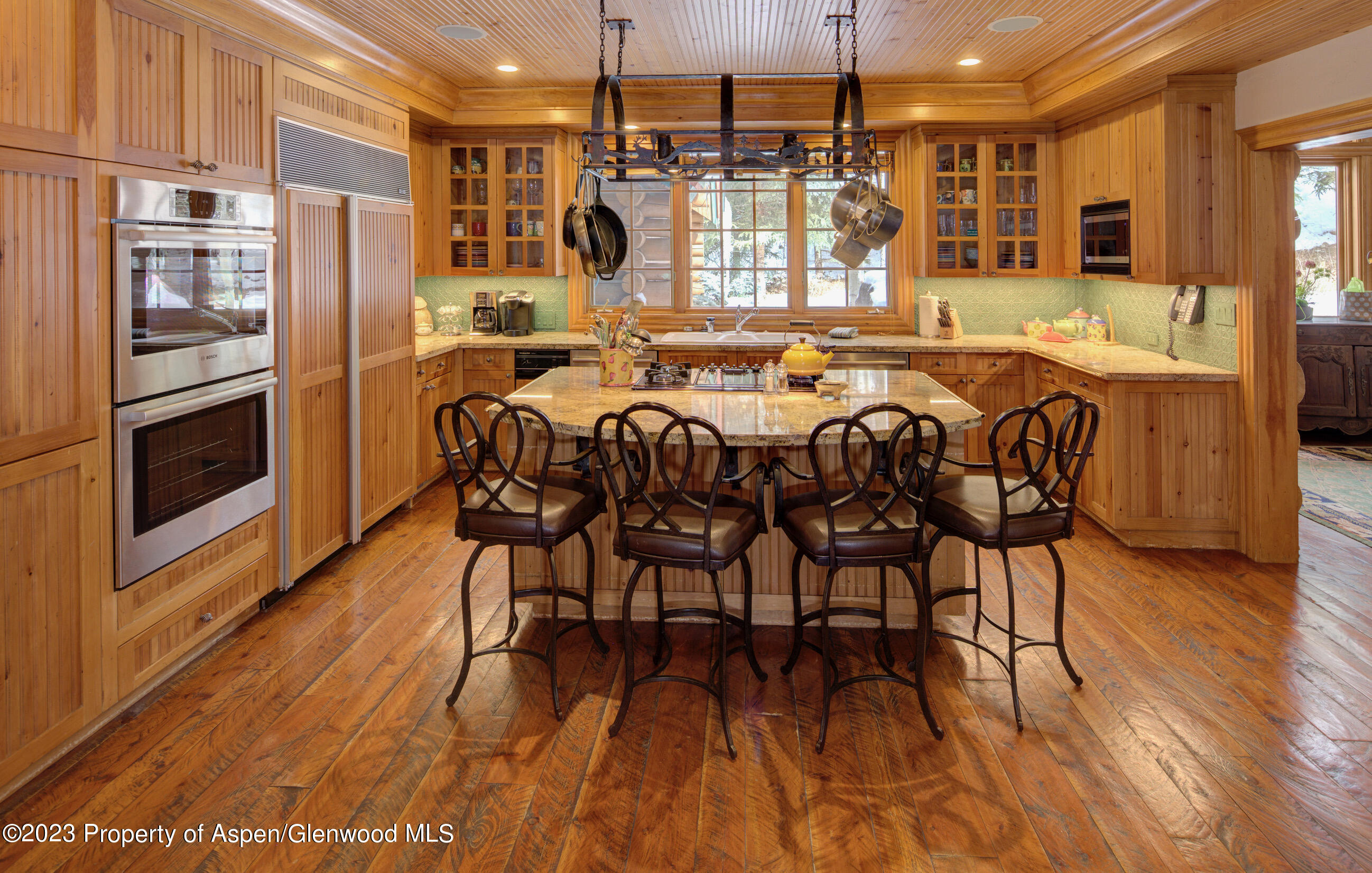 730 Bay Street Property Photo 13