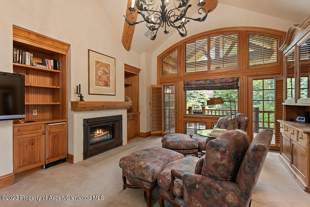 730 Bay Street Property Photo 21