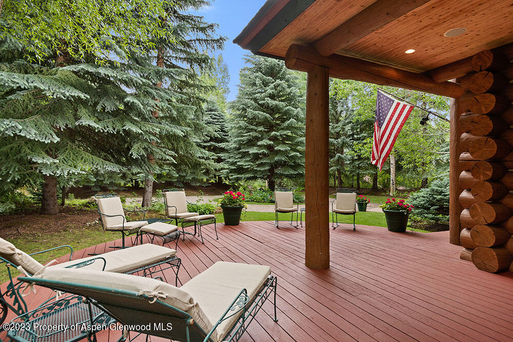 730 Bay Street Property Photo 46