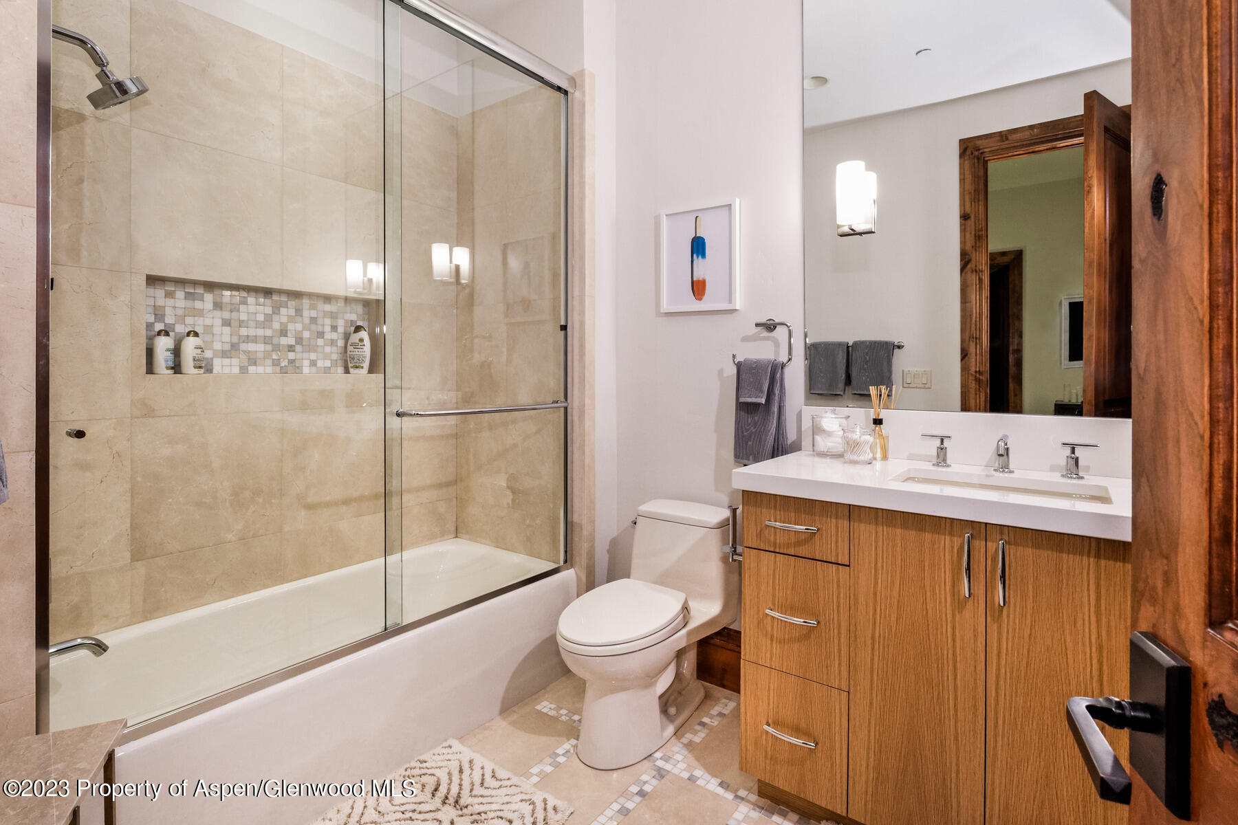537 Race Street Property Photo 21