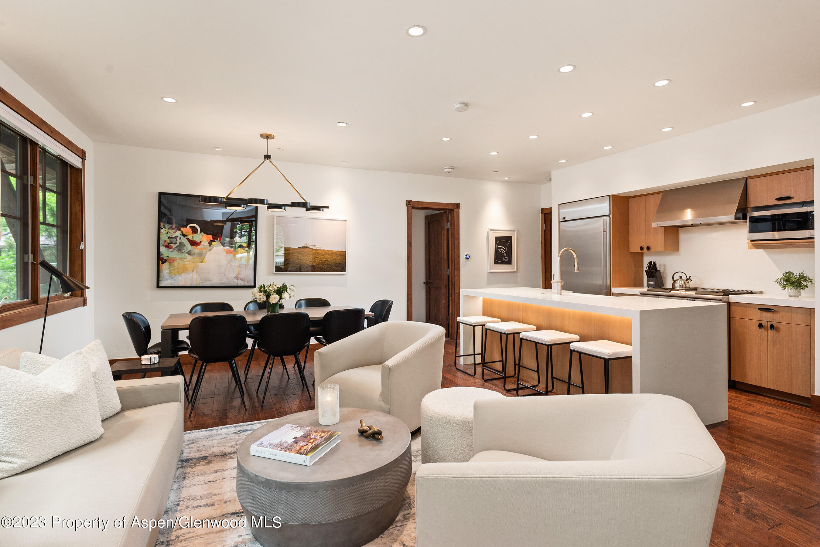 503 W Main Street, B102 Property Photo 1