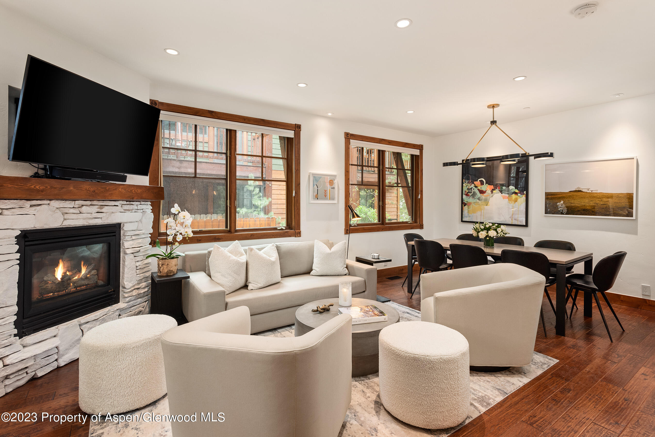 503 W Main Street, B102 Property Photo 3