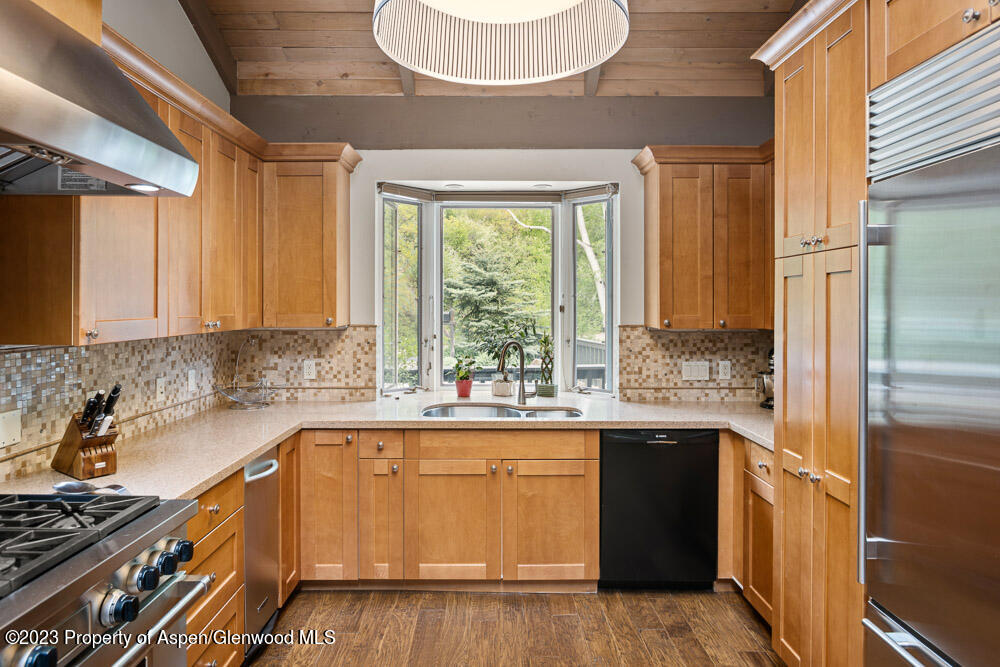 64 Eastwood Drive Property Photo 14