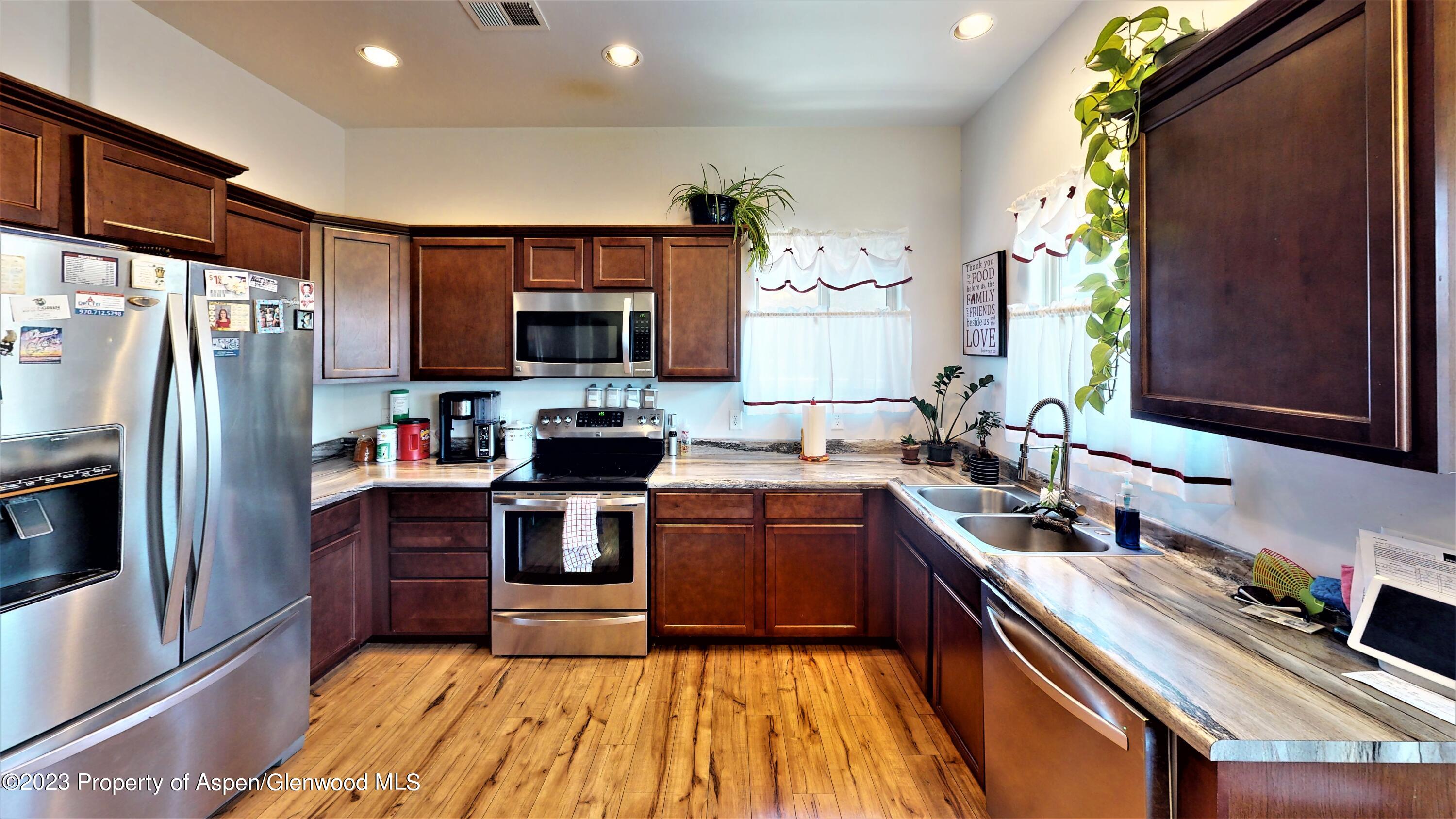 3161 Glendam Drive Property Photo 17