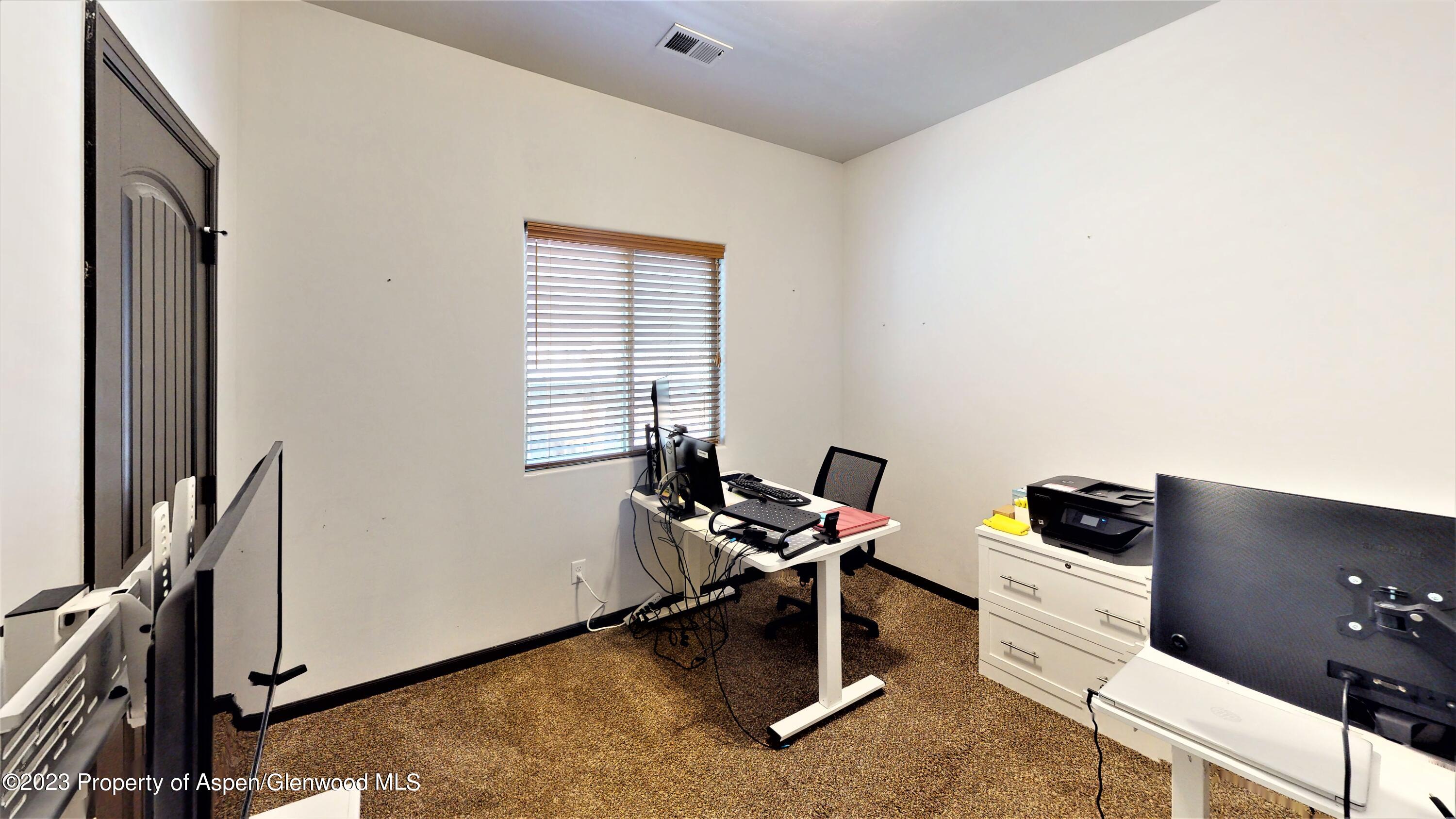 3161 Glendam Drive Property Photo 21