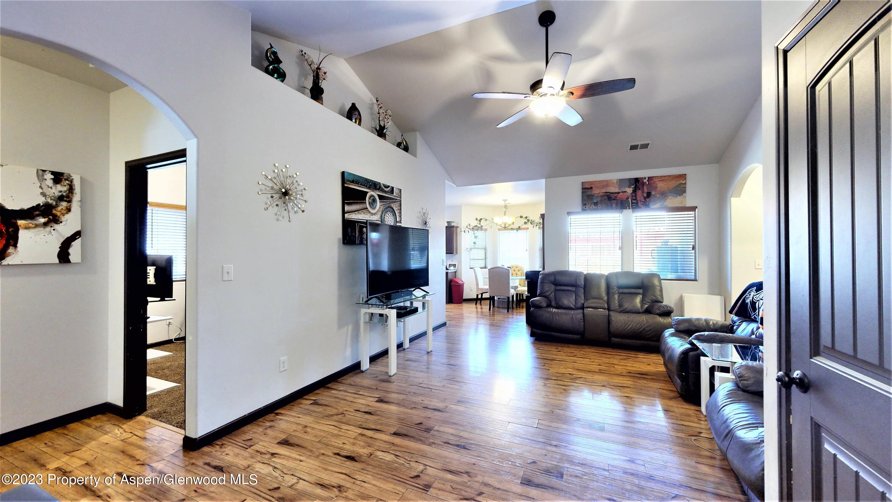 3161 Glendam Drive Property Photo 25