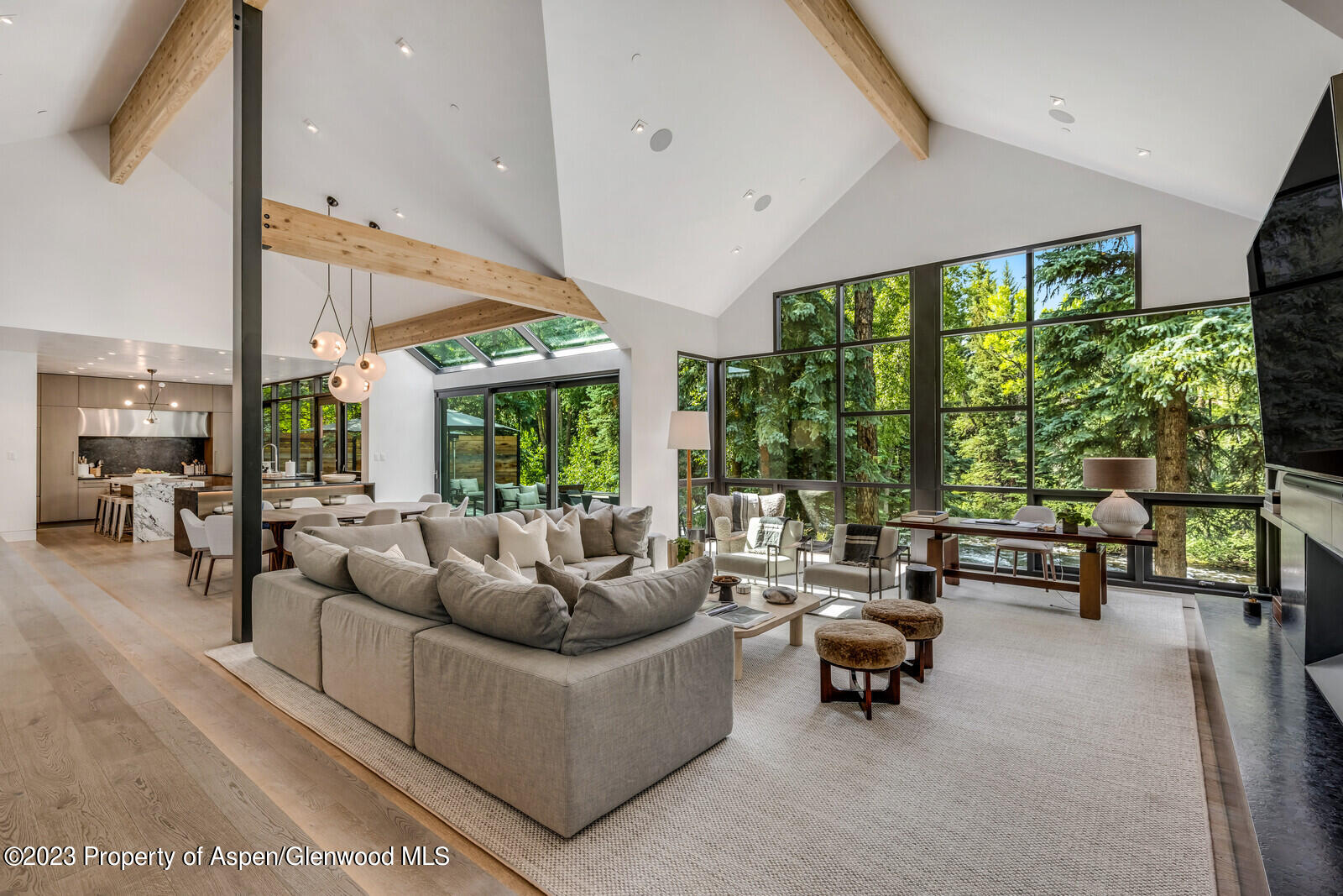 1300 Red Butte Drive Property Photo 3