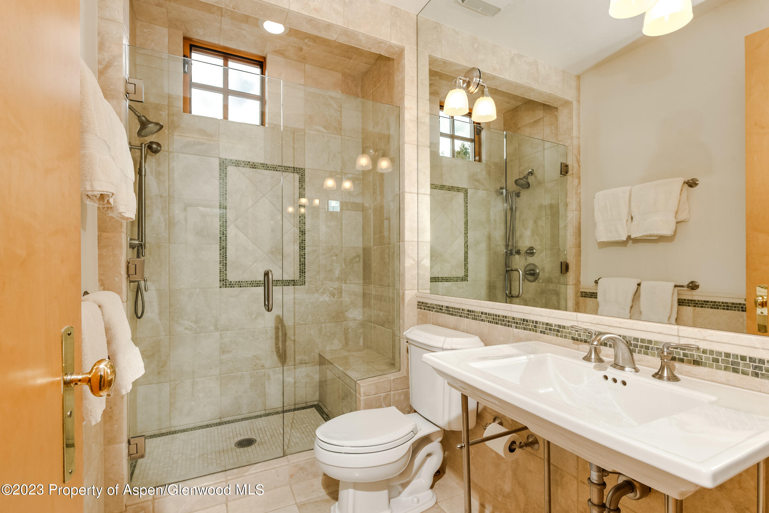 58 Pitkin Way Property Photo 22