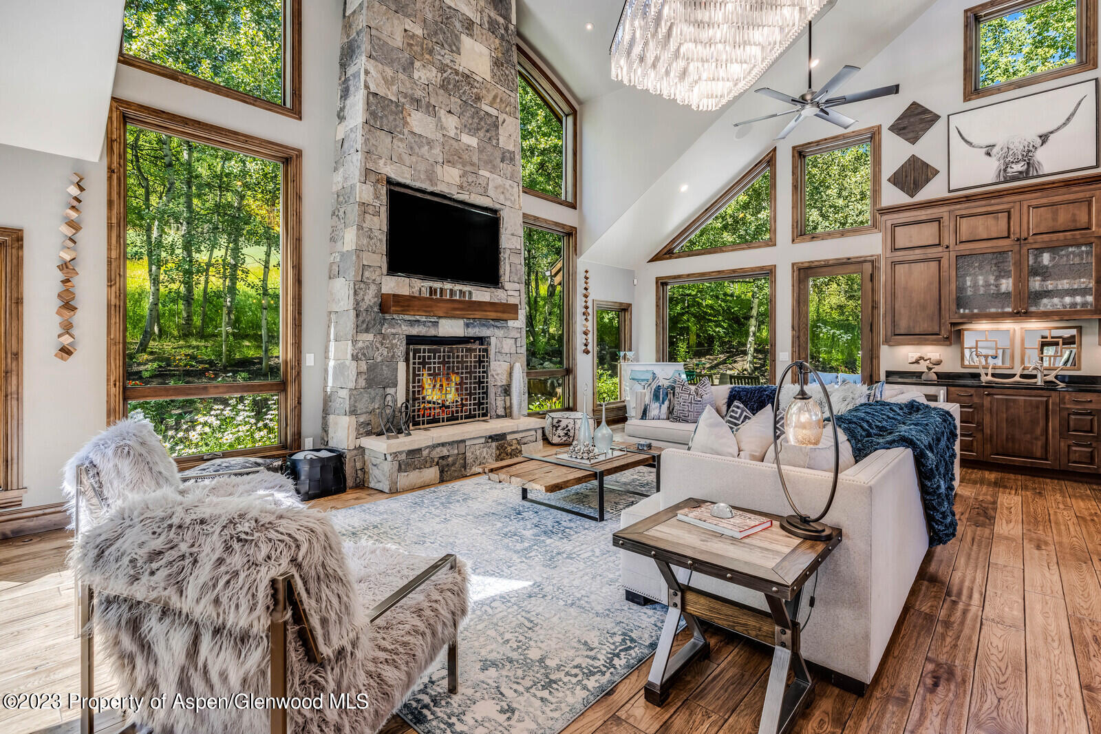435 Faraway Road Property Photo 4