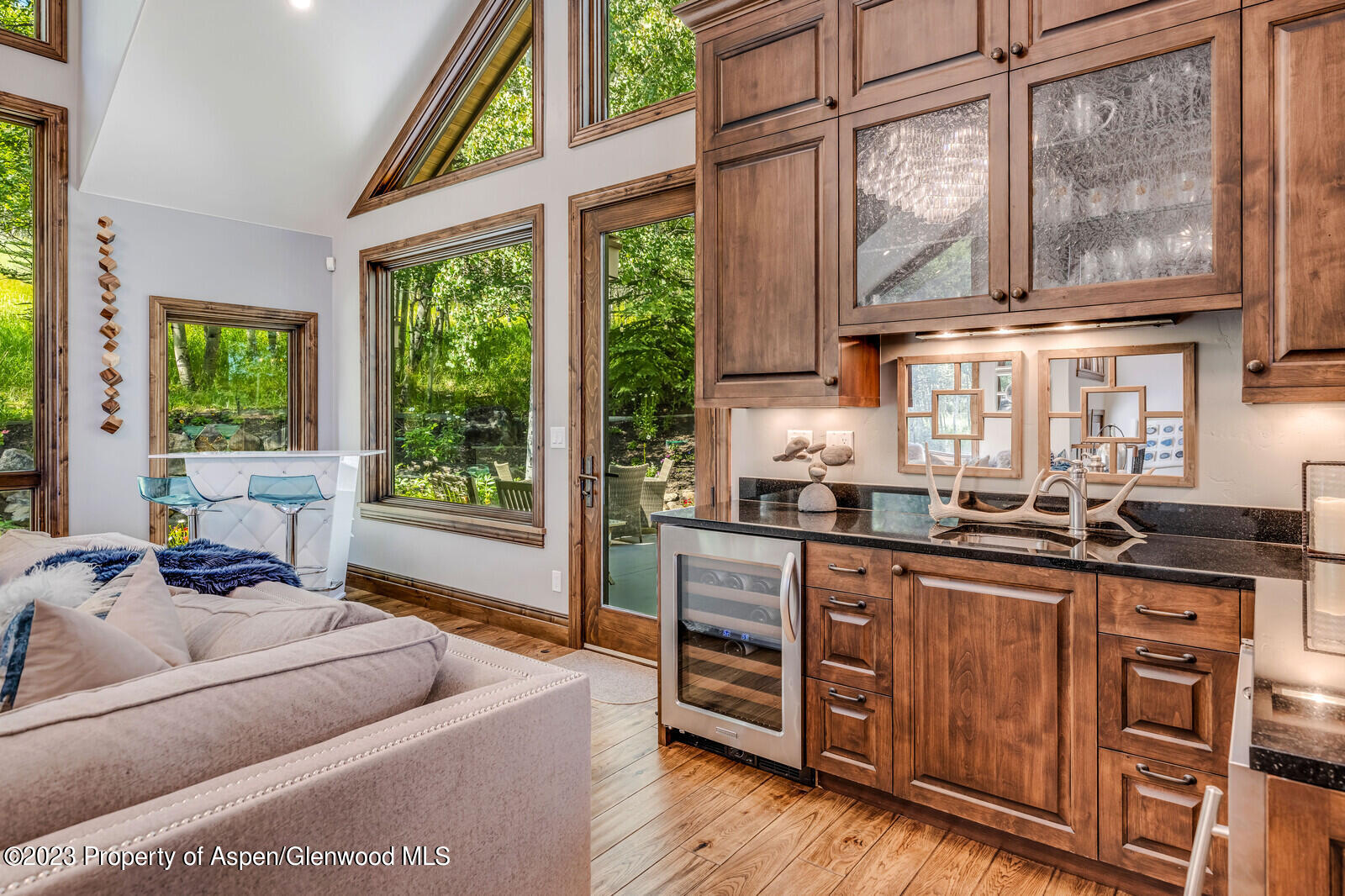 435 Faraway Road Property Photo 6