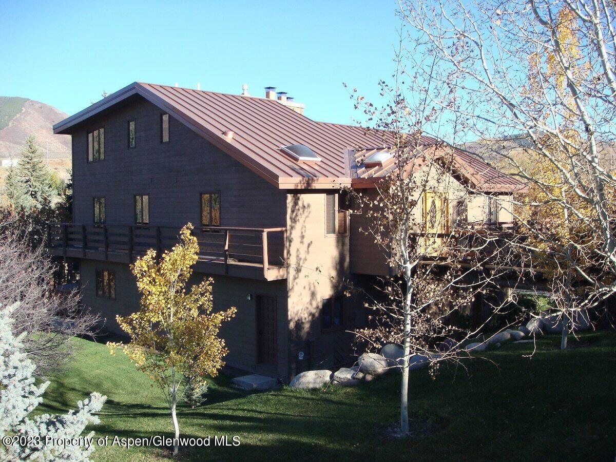 324 Twining Flats Road Property Photo 14