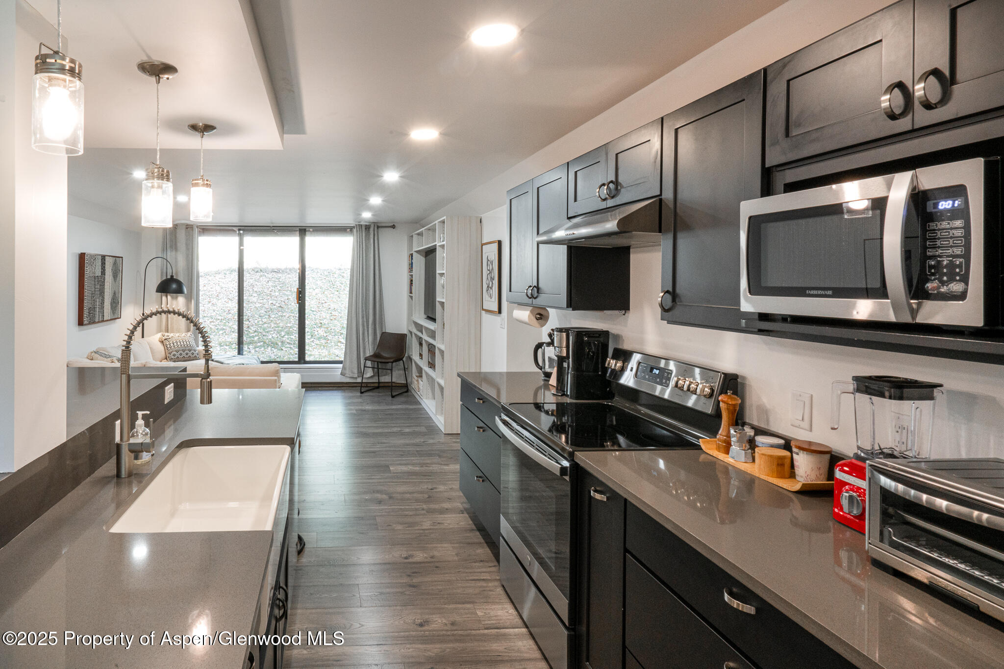 1316 Vine Street Property Photo 7