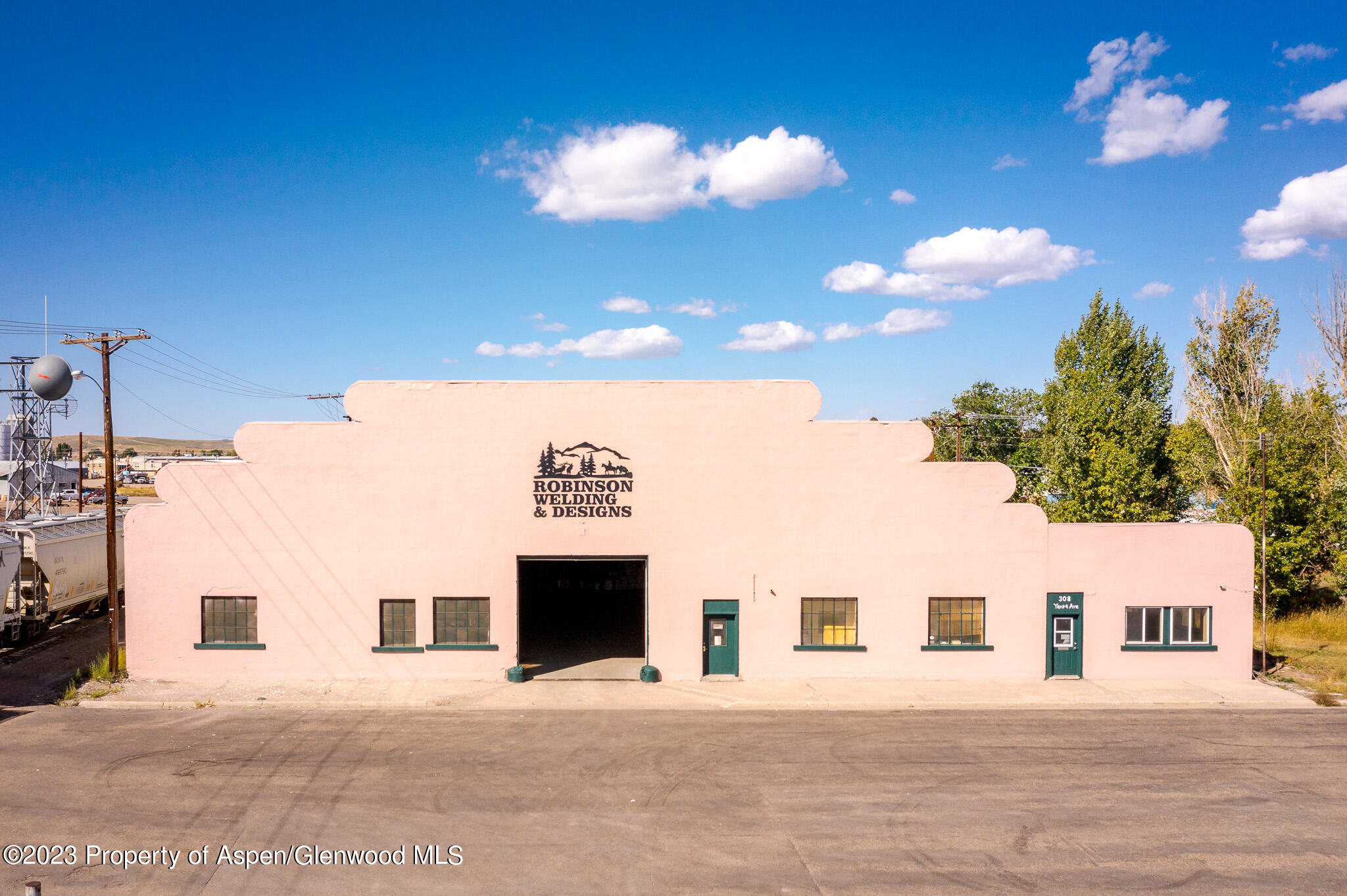 308 Yampa Avenue Property Photo 6