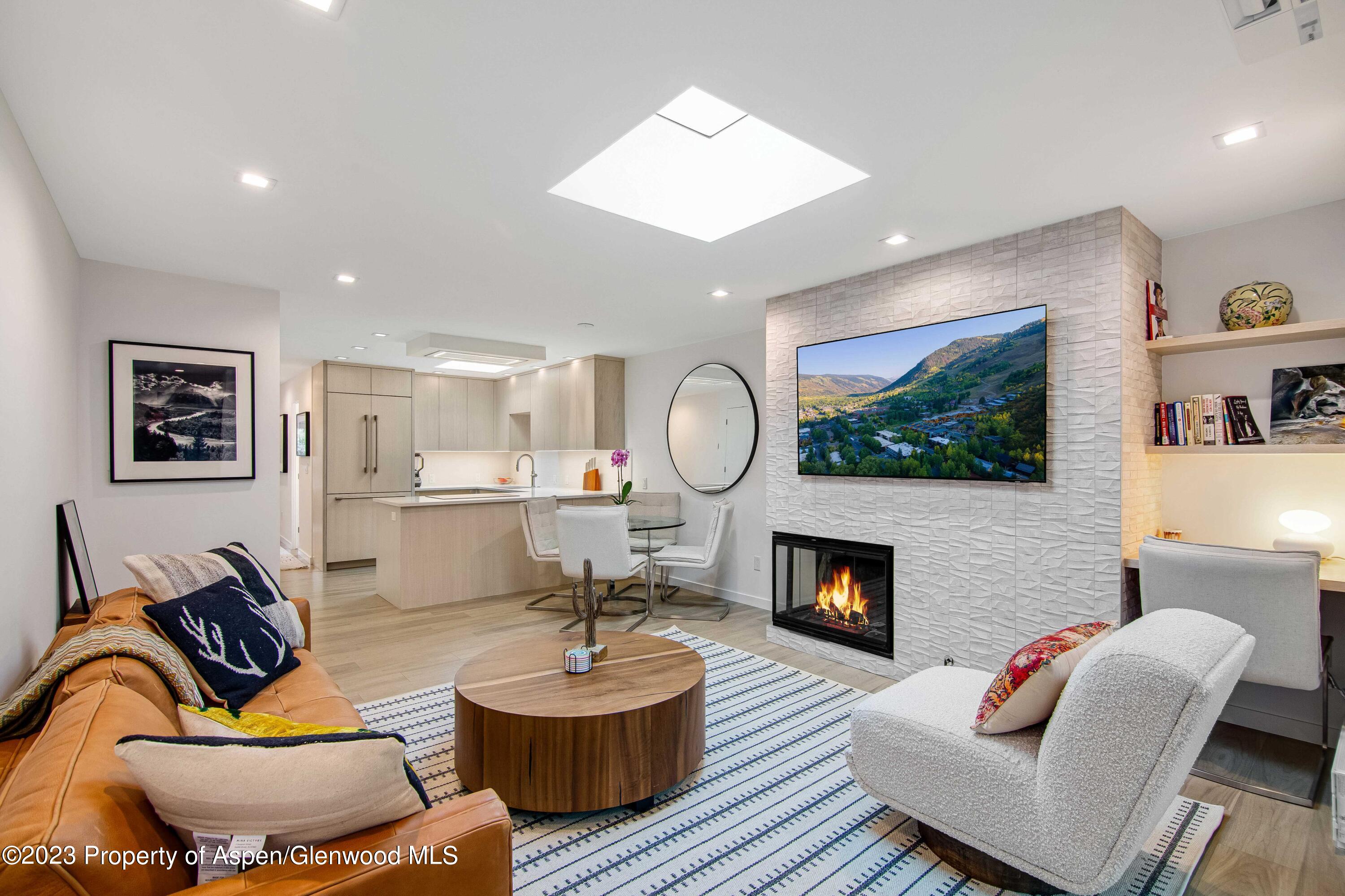 100 E Dean Street, 3b Property Photo 1