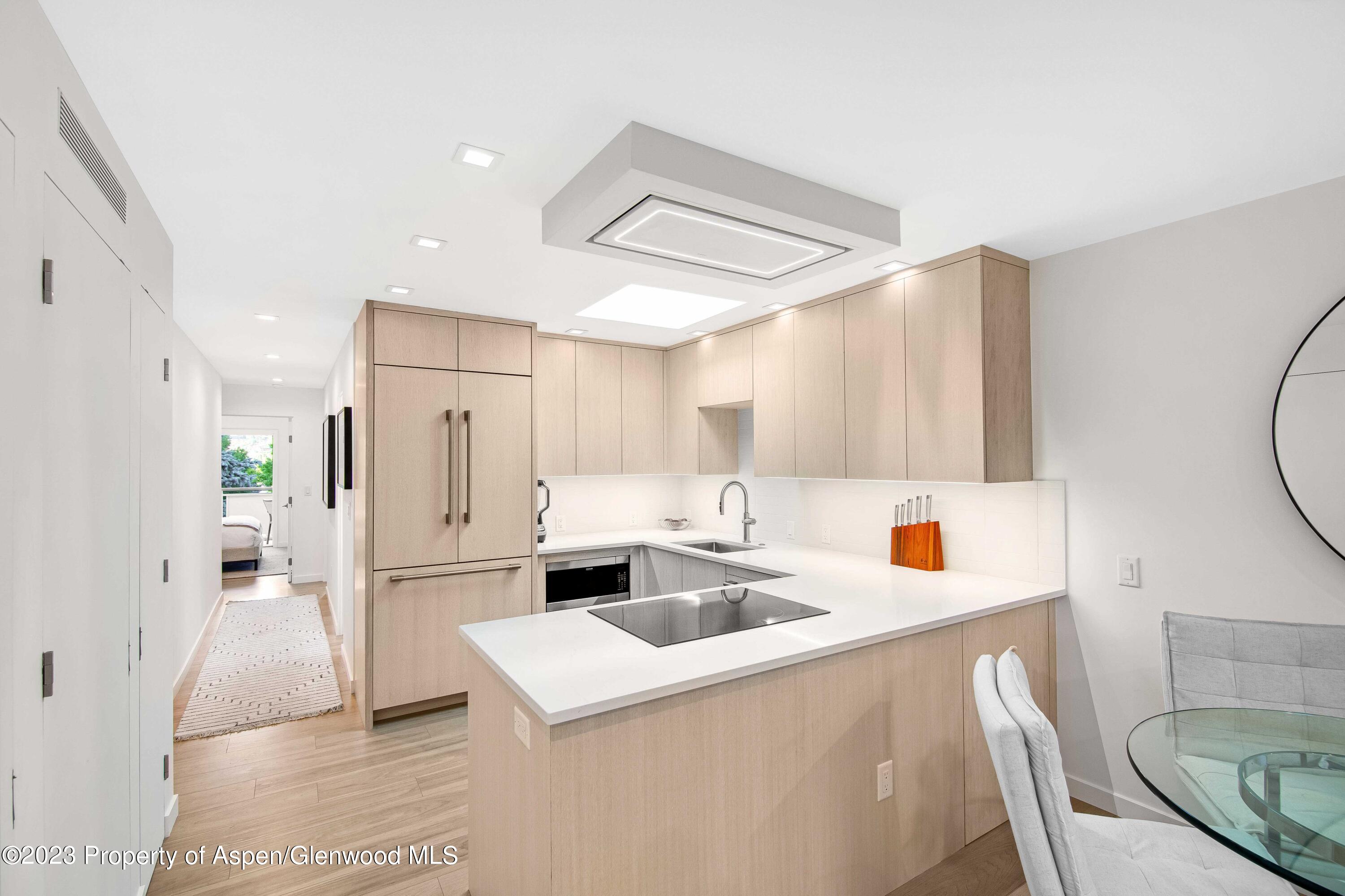 100 E Dean Street, 3b Property Photo 5