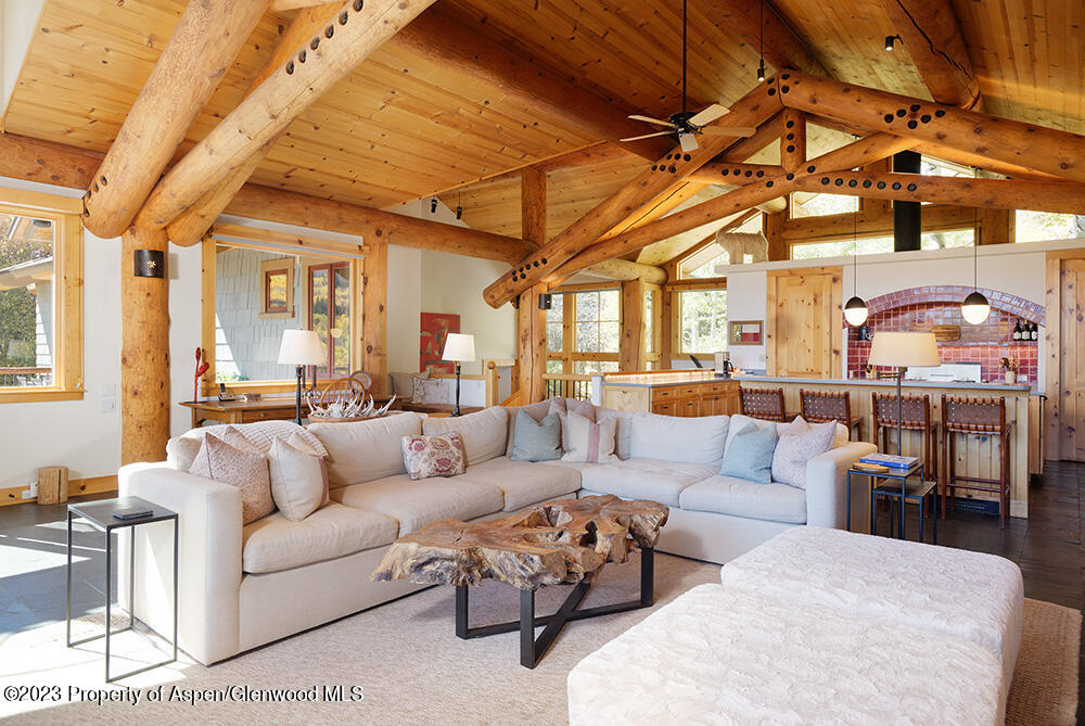 38 Fox Lane Property Photo 6