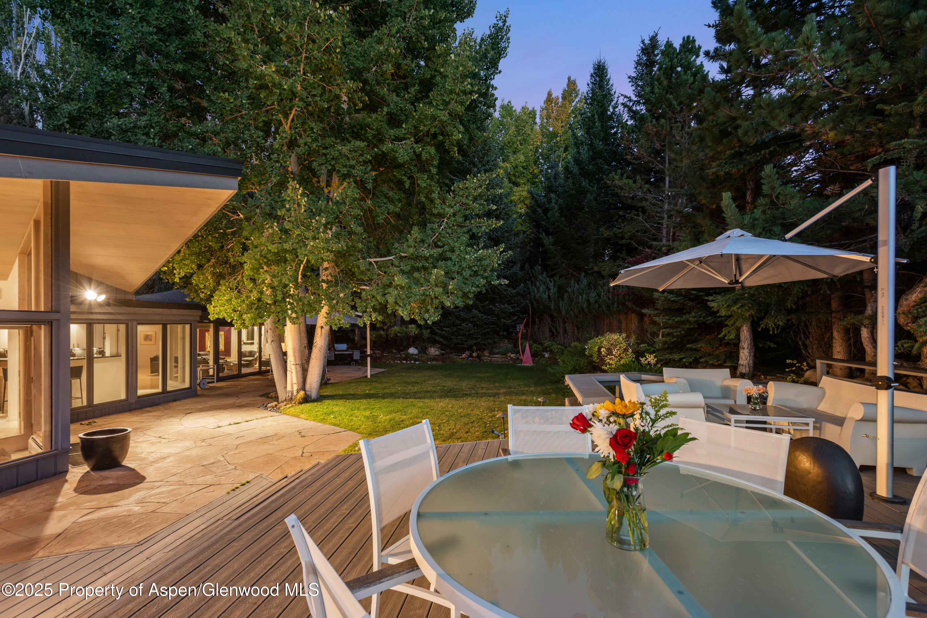 695 Meadows Road Property Photo 18
