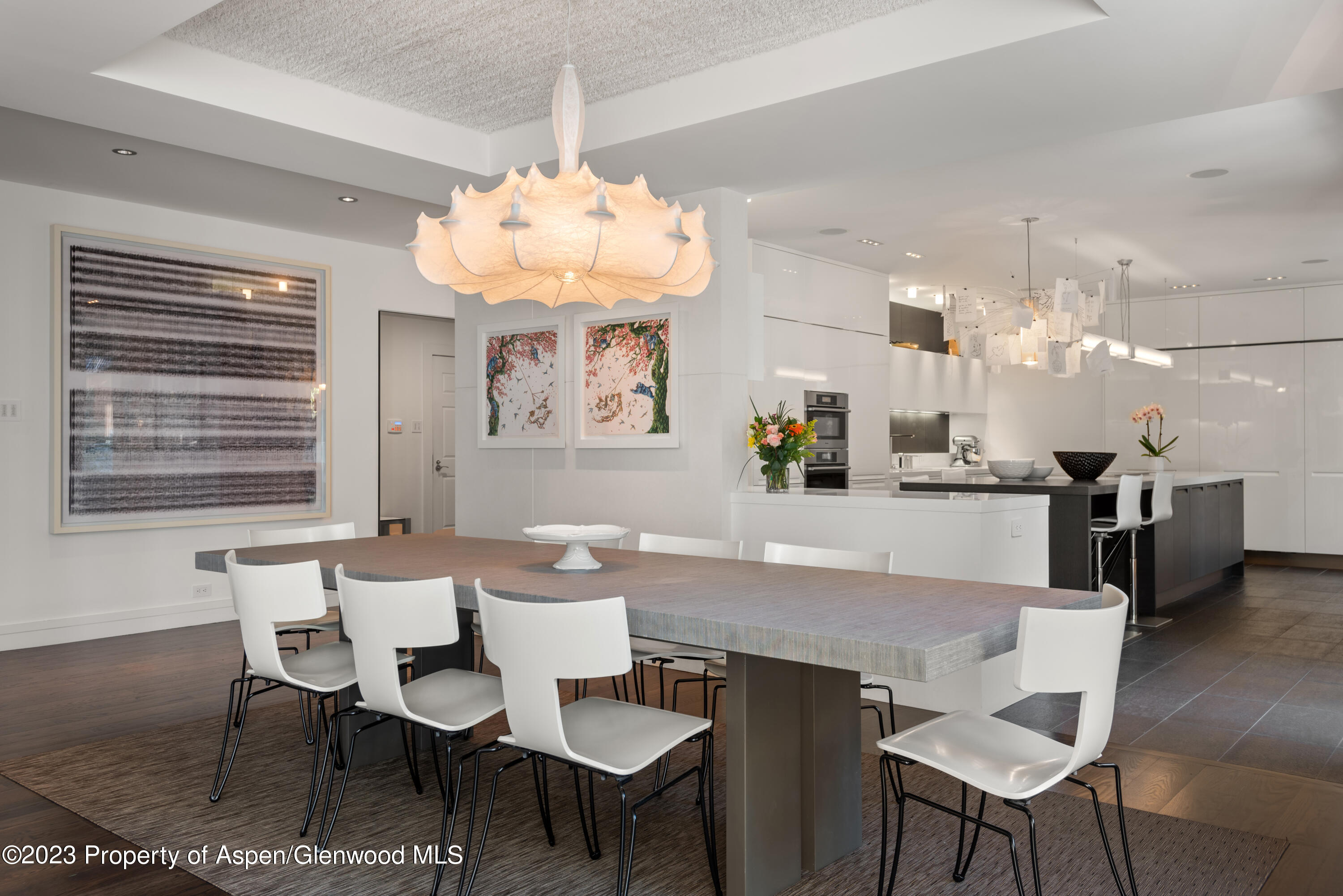 517 W North Street Property Photo 13