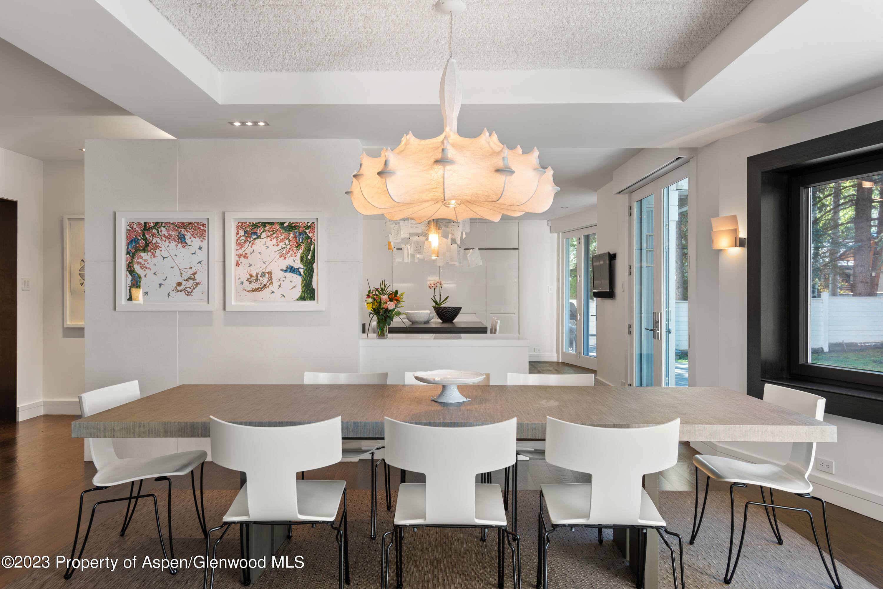 517 W North Street Property Photo 14