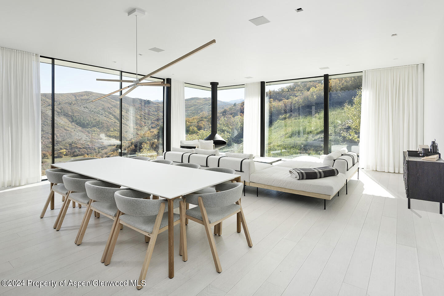 580 Medicine Bow Road Property Photo 15