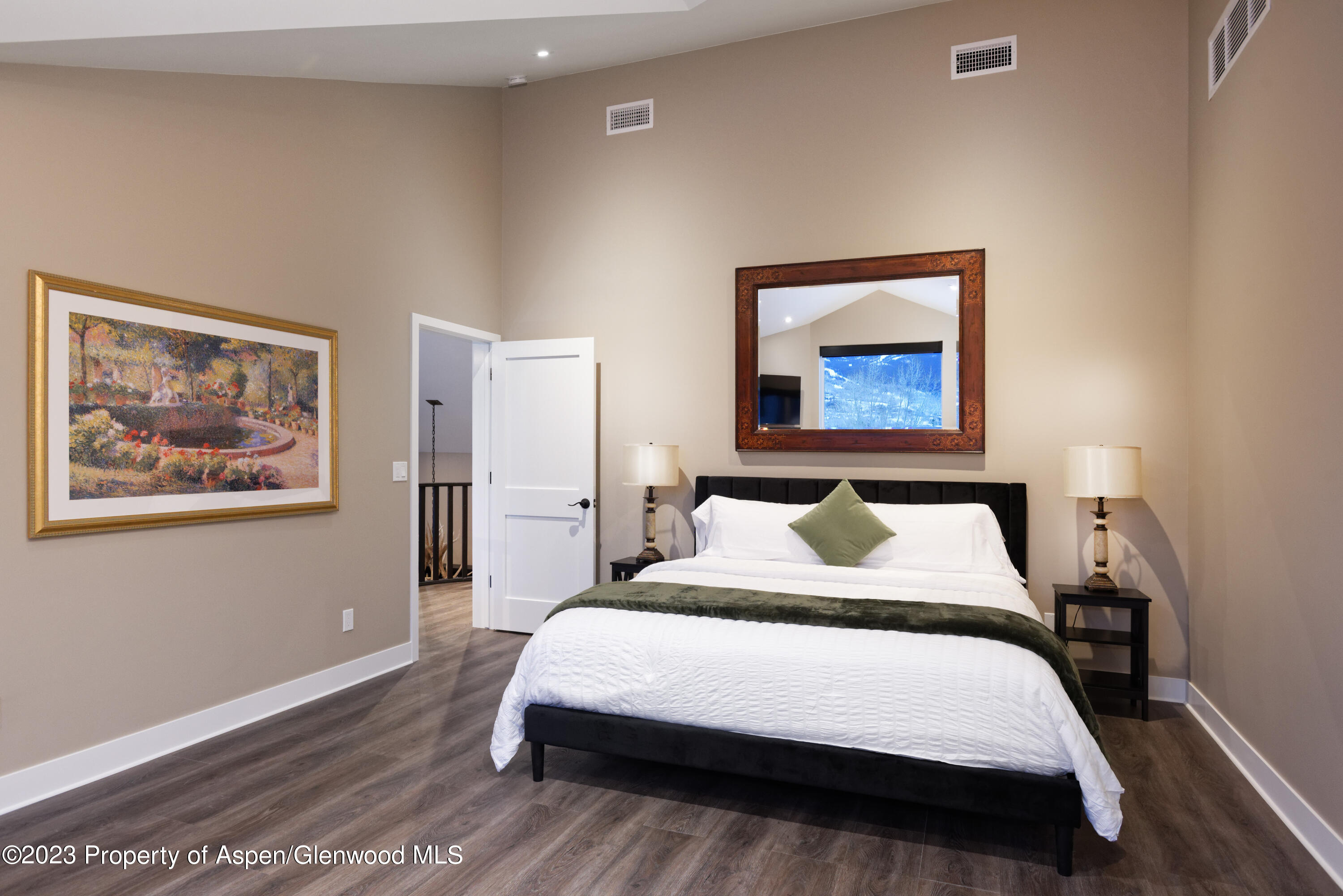 888 Horse Ranch Drive Property Photo 13