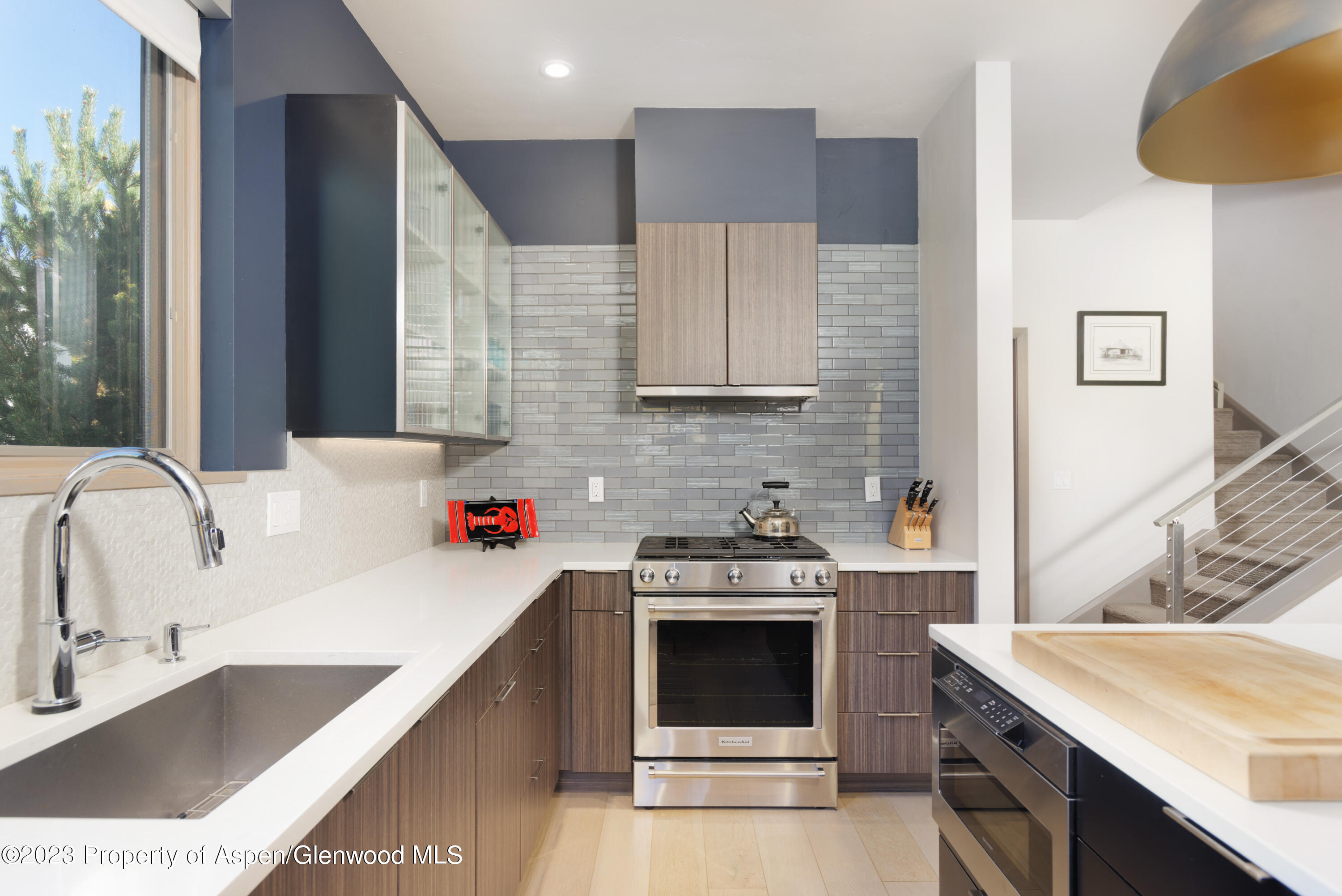 331 Branding Way Property Photo 3