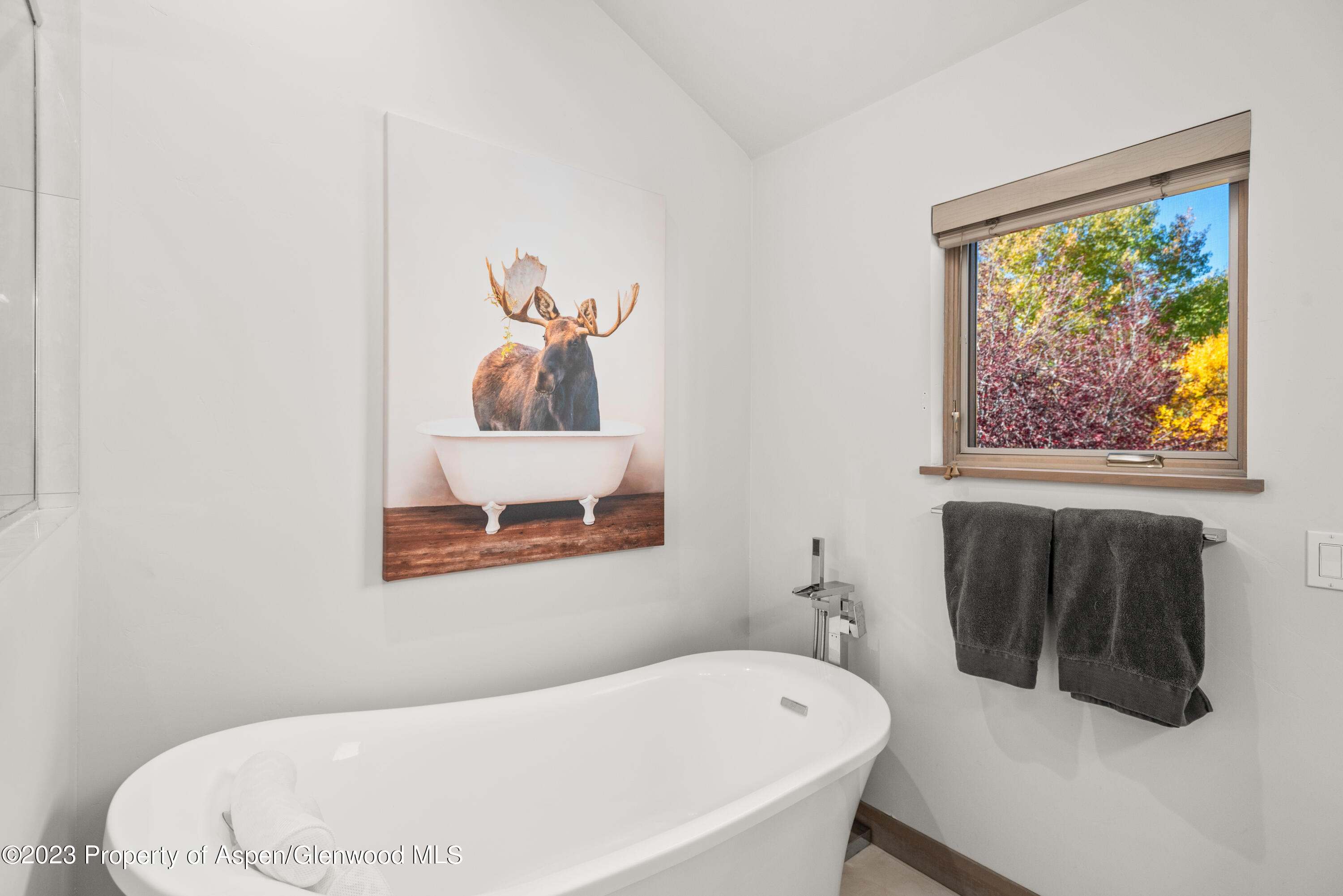 331 Branding Way Property Photo 13