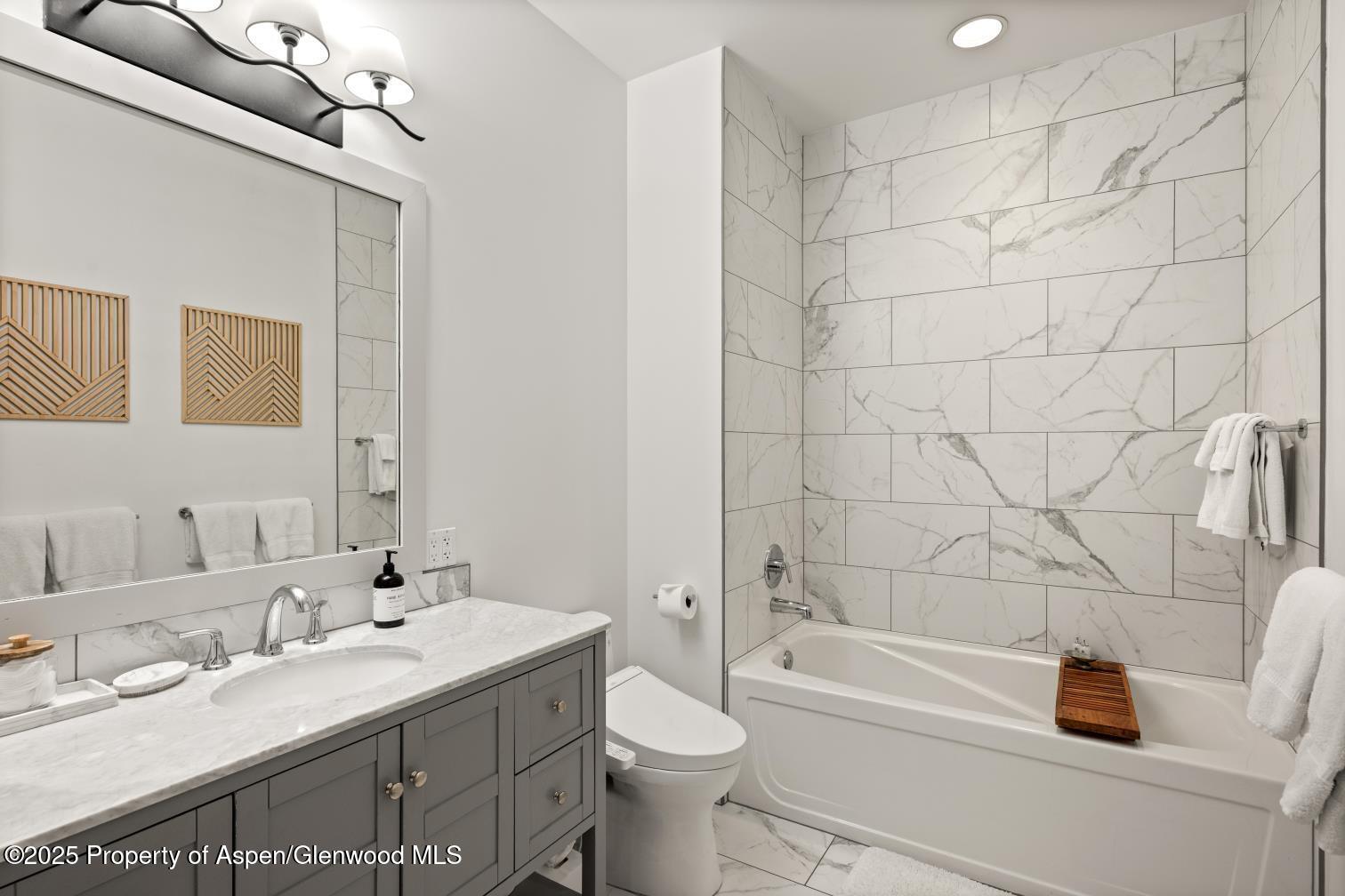 60 Carriage, 3029 Property Photo 10