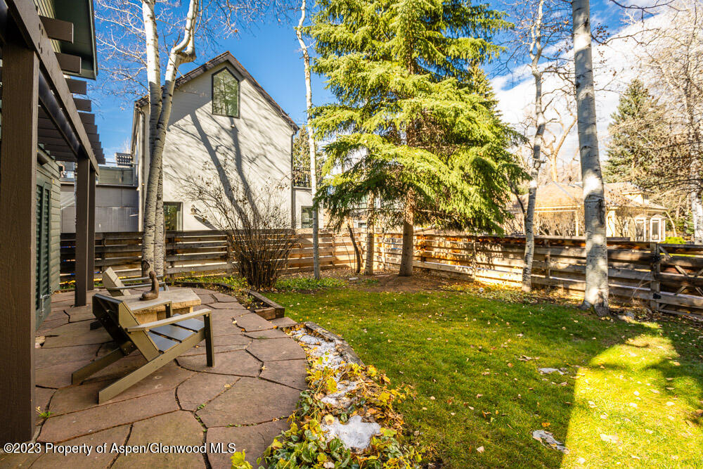 114 E Bleeker Street 102 Property Photo 15