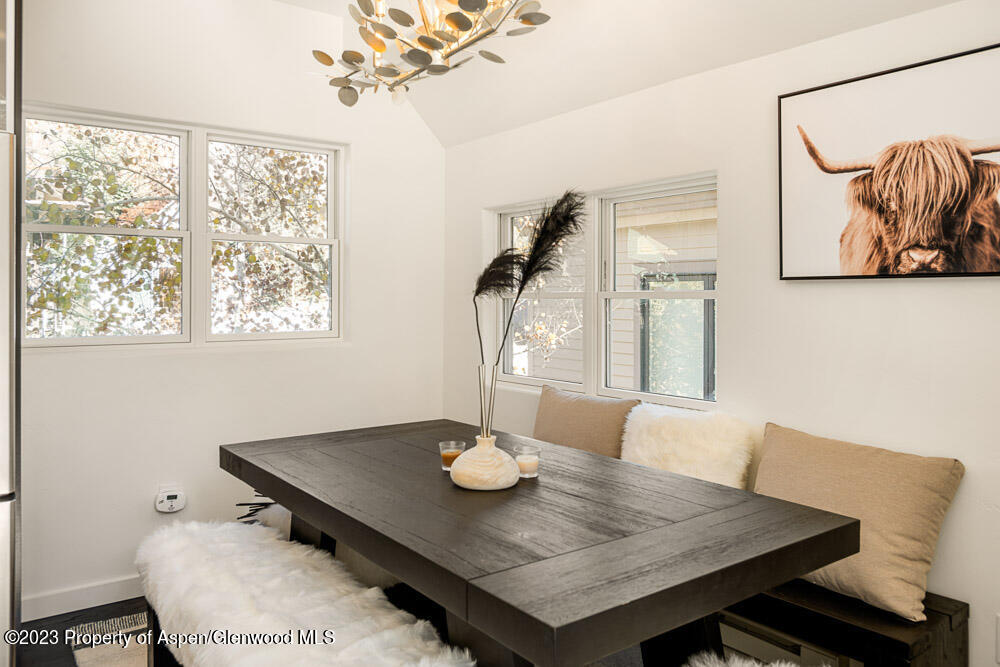 222 W Hopkins Avenue, 6 Property Photo 15