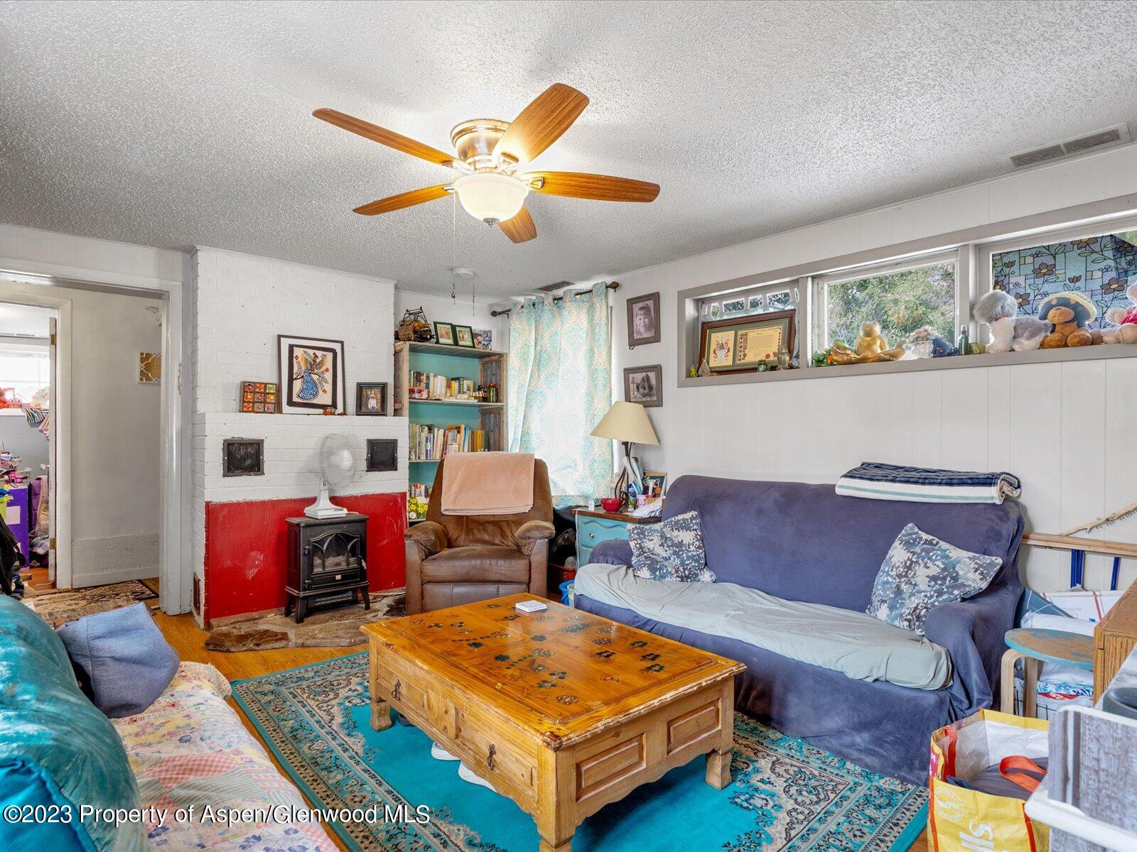 3110 S Grand Avenue Property Photo 14