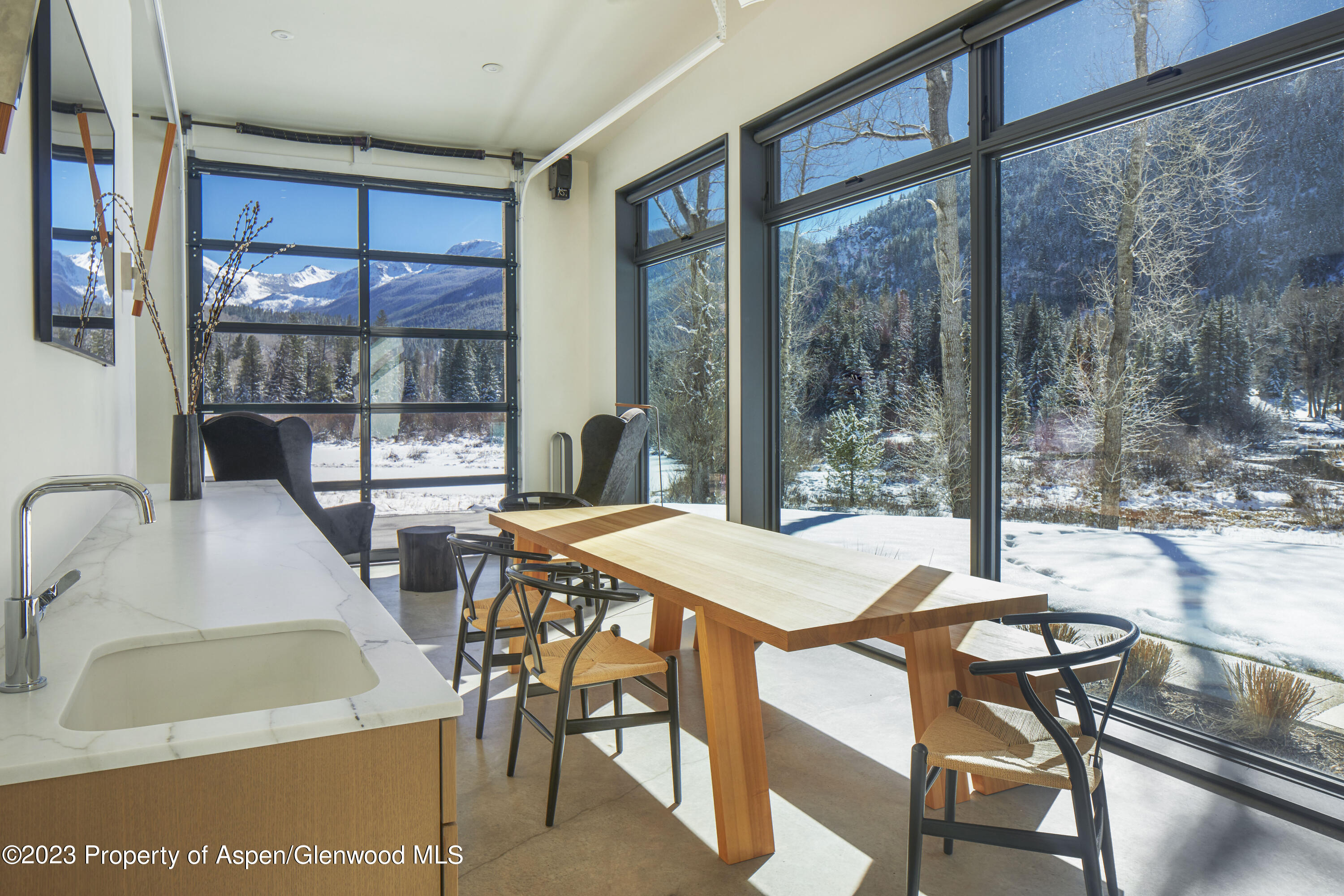 9 & 17 Ullr Way Property Photo 17
