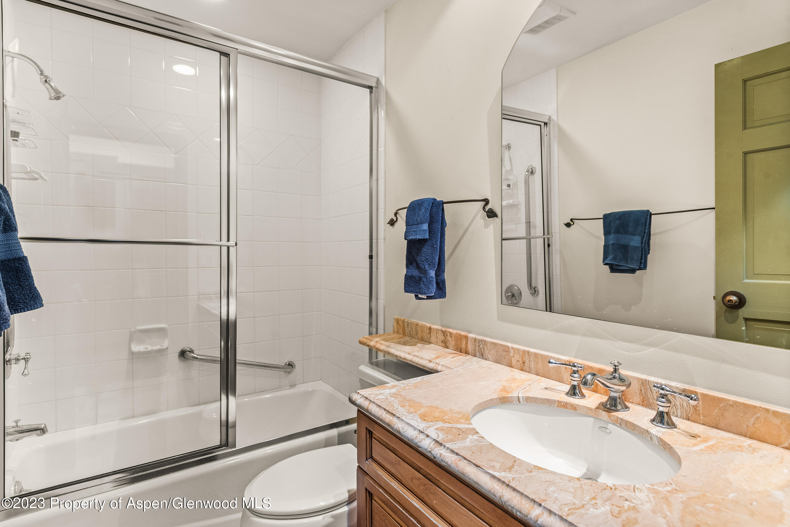 1024 E Hopkins Avenue 12 Property Photo 7