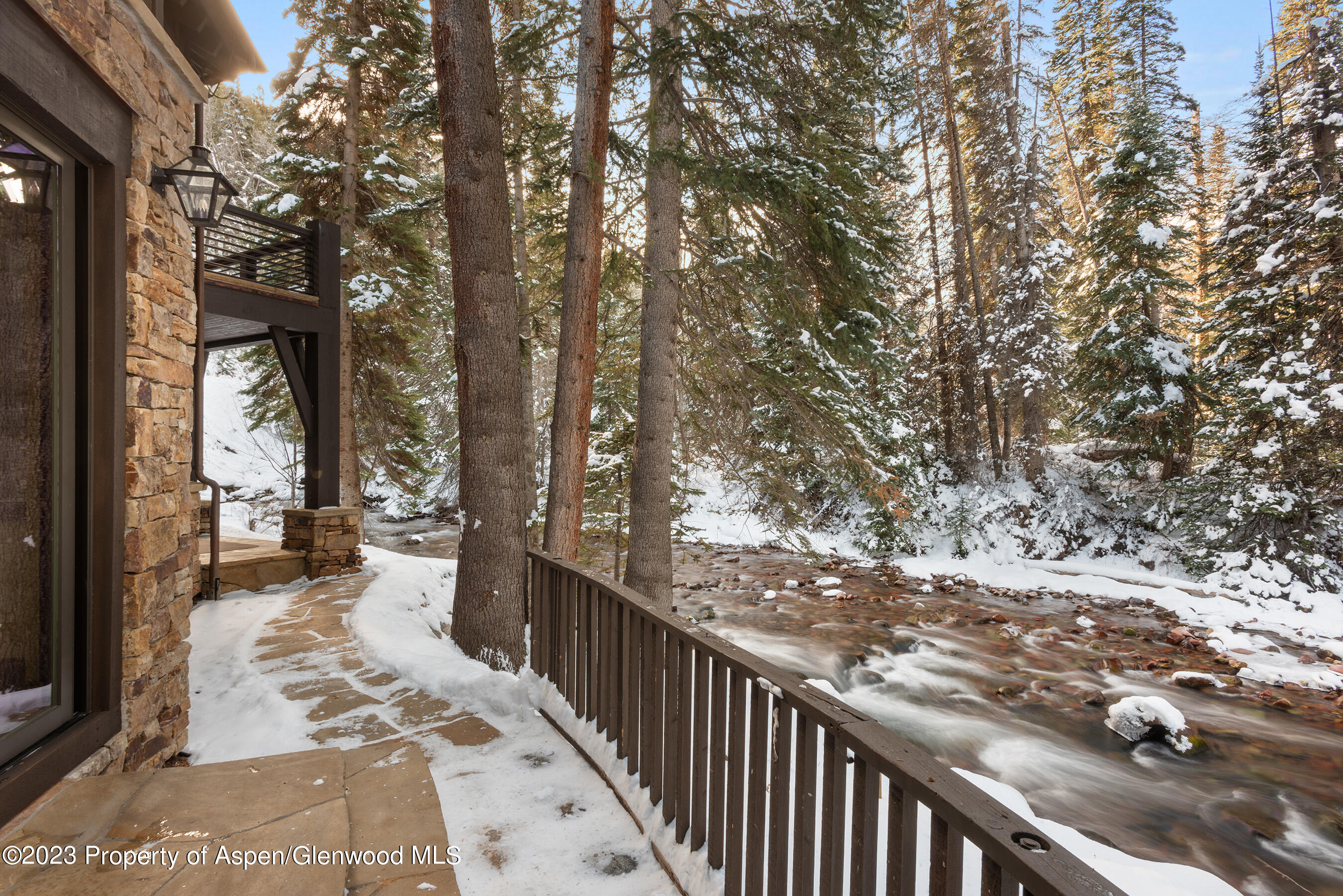 1819 Maroon Creek Road Property Photo 31